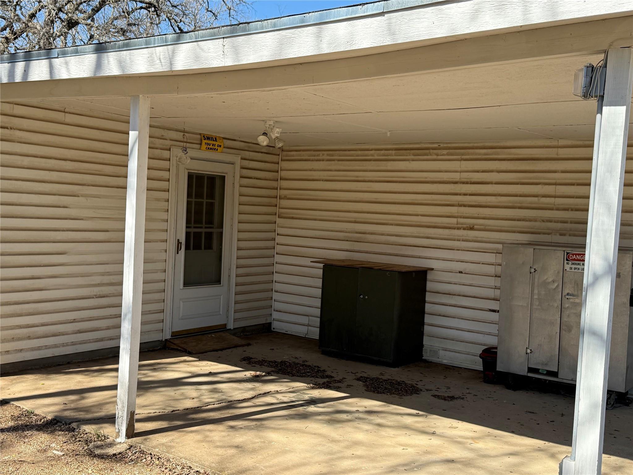 main property photo 20