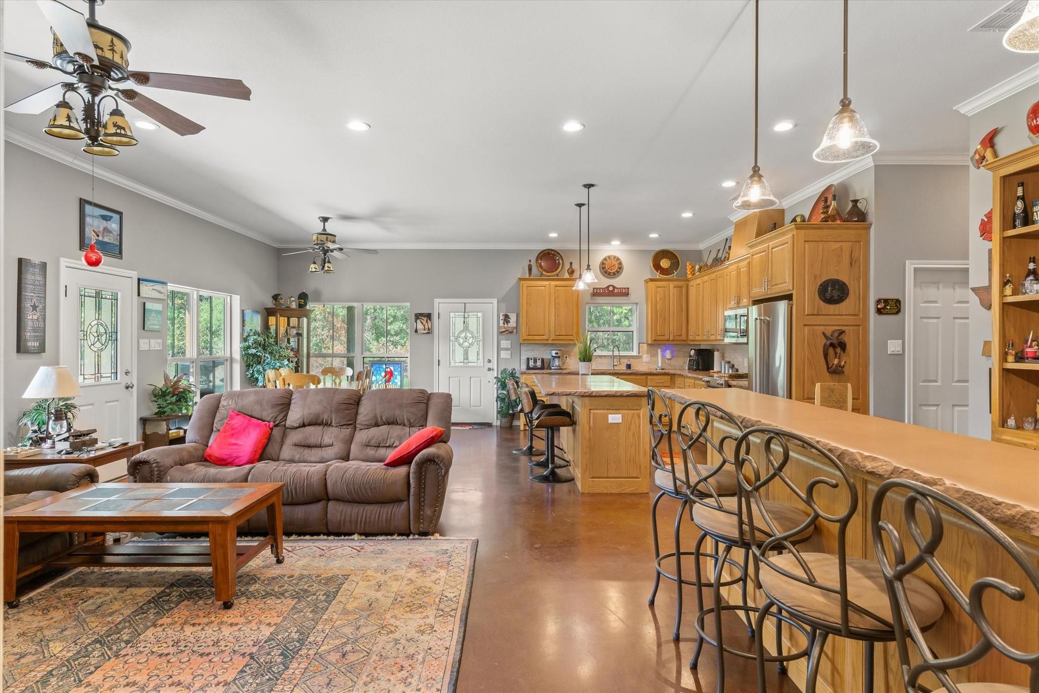 main property photo 15