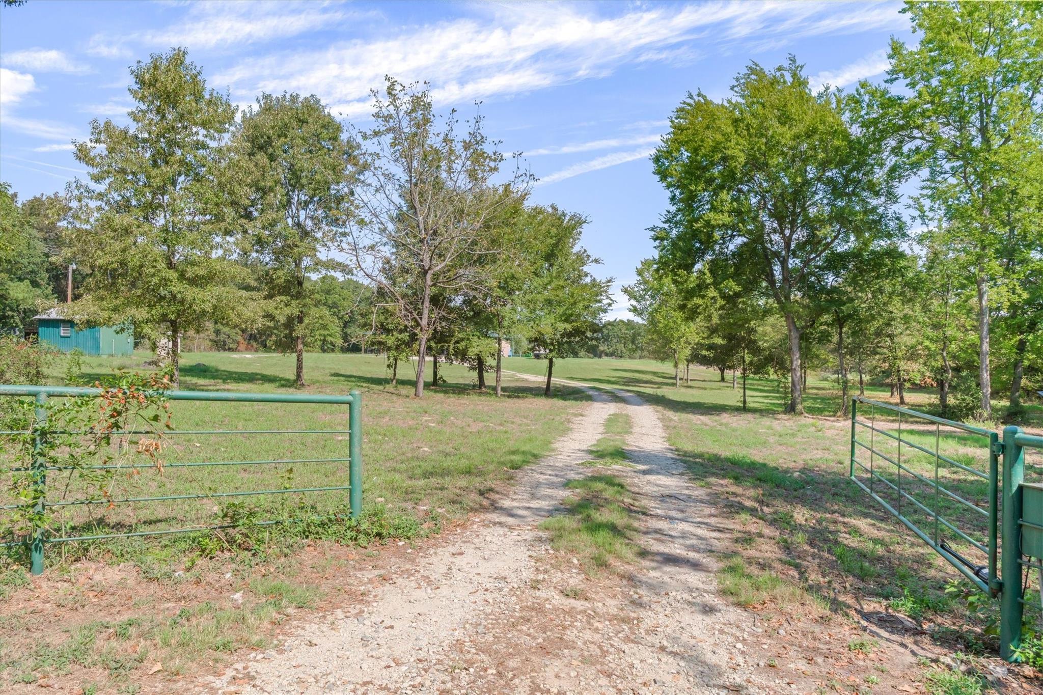 main property photo 6