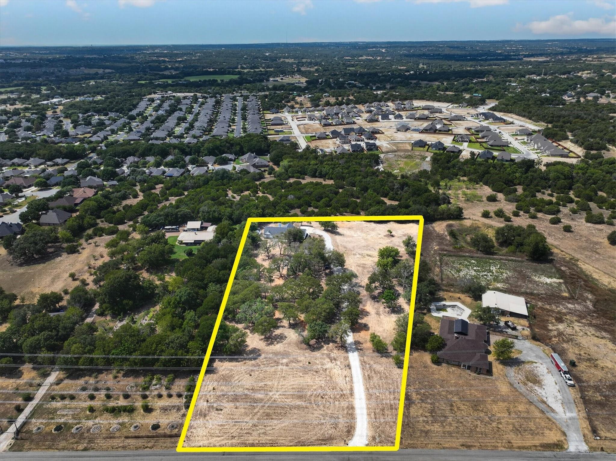 main property photo 36