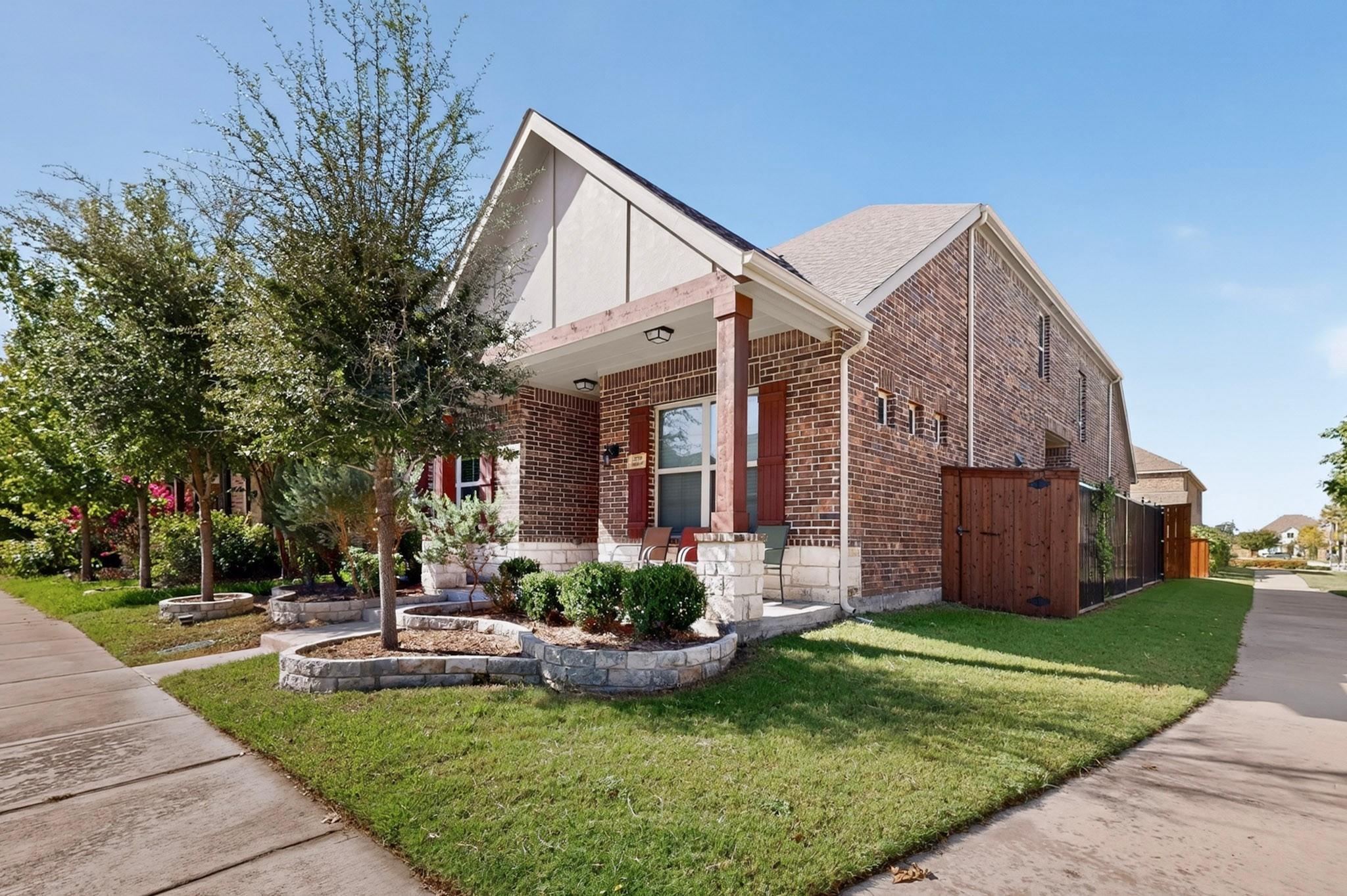 property viewer photo 1