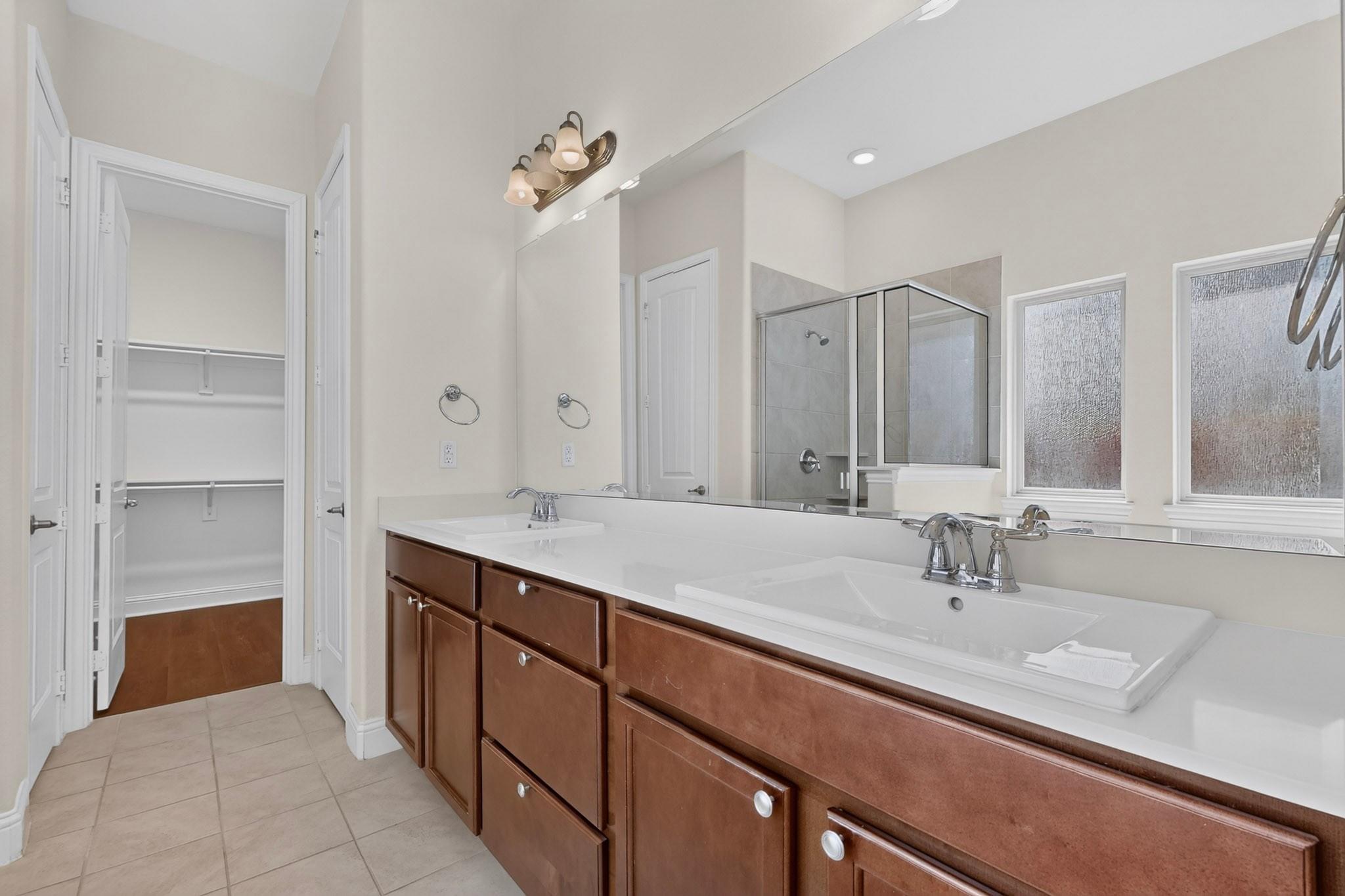 property viewer photo 21