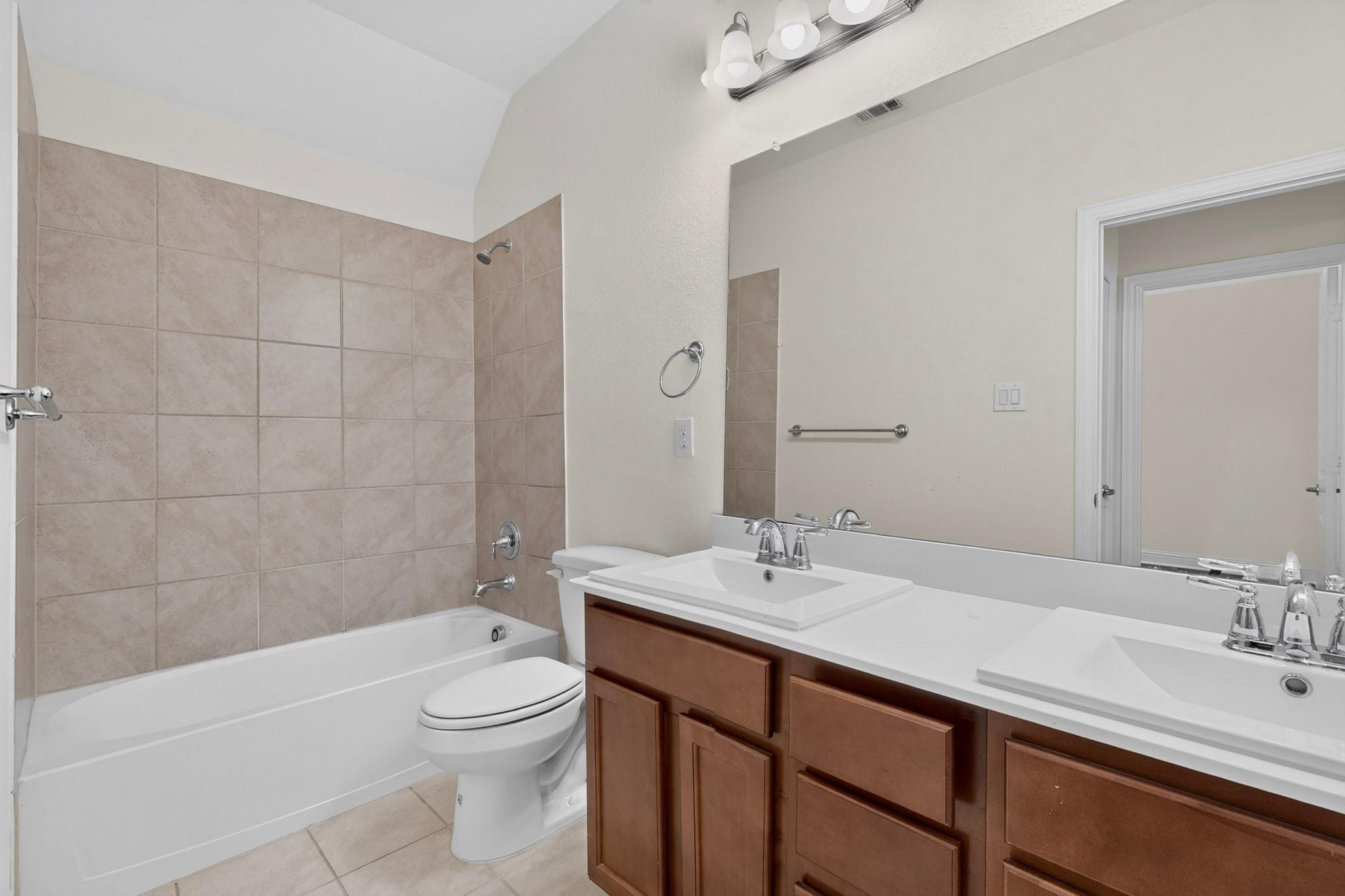 property viewer photo 26