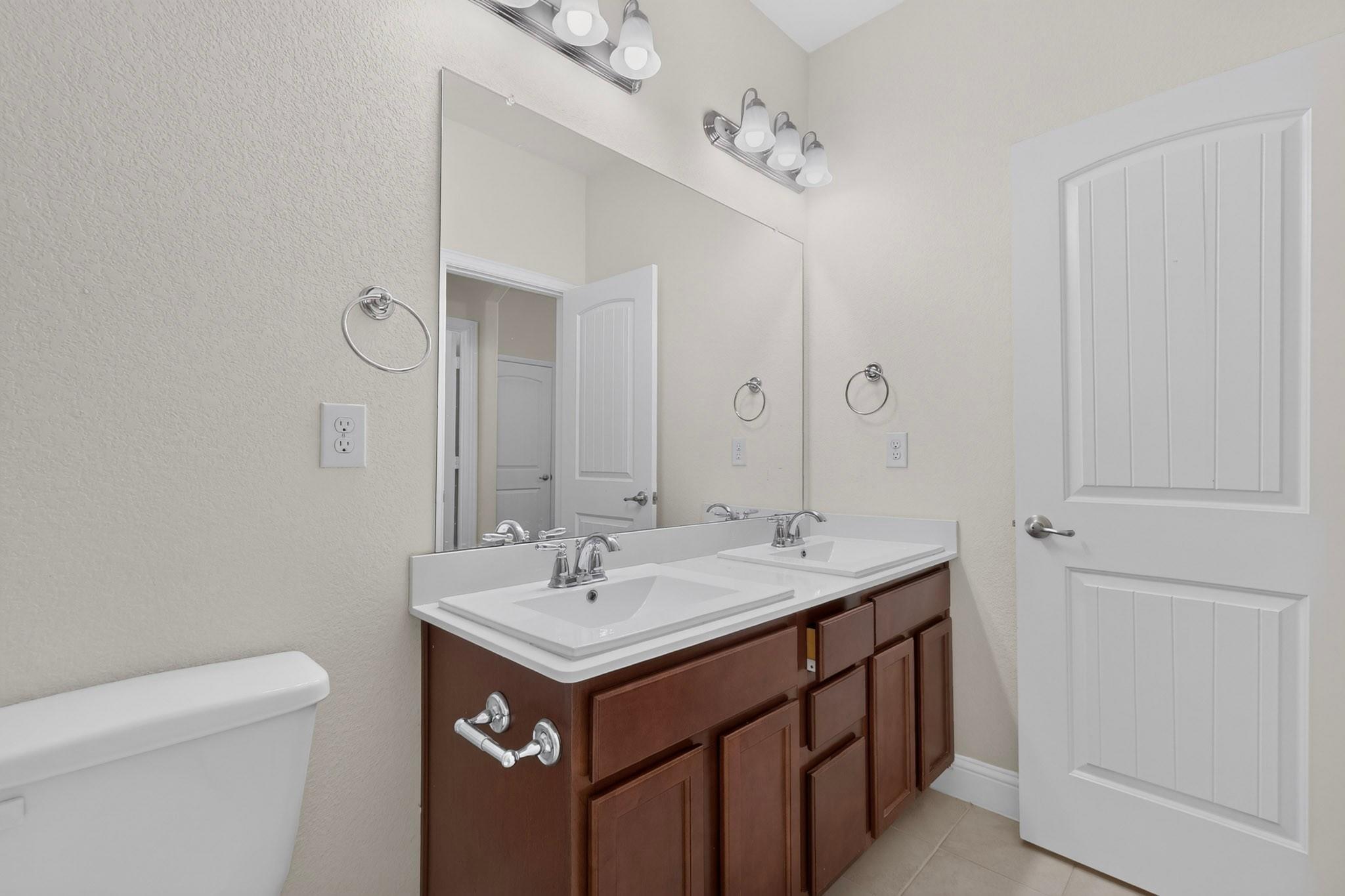 property viewer photo 27
