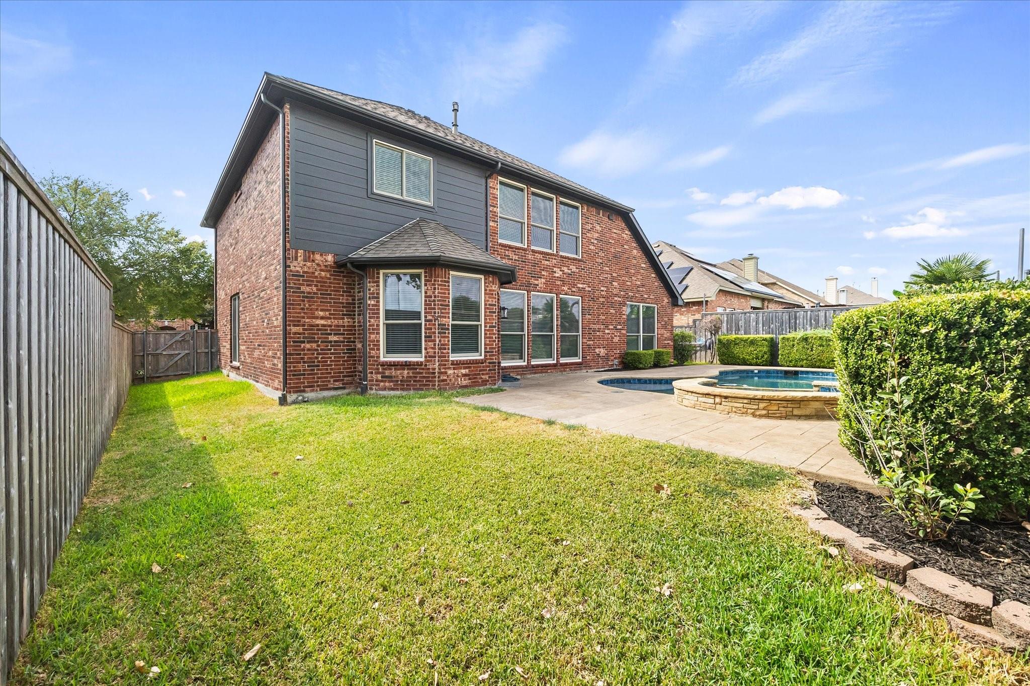 main property photo 29