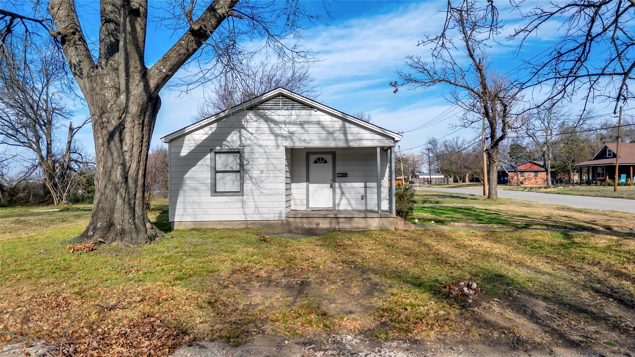 main property photo 15