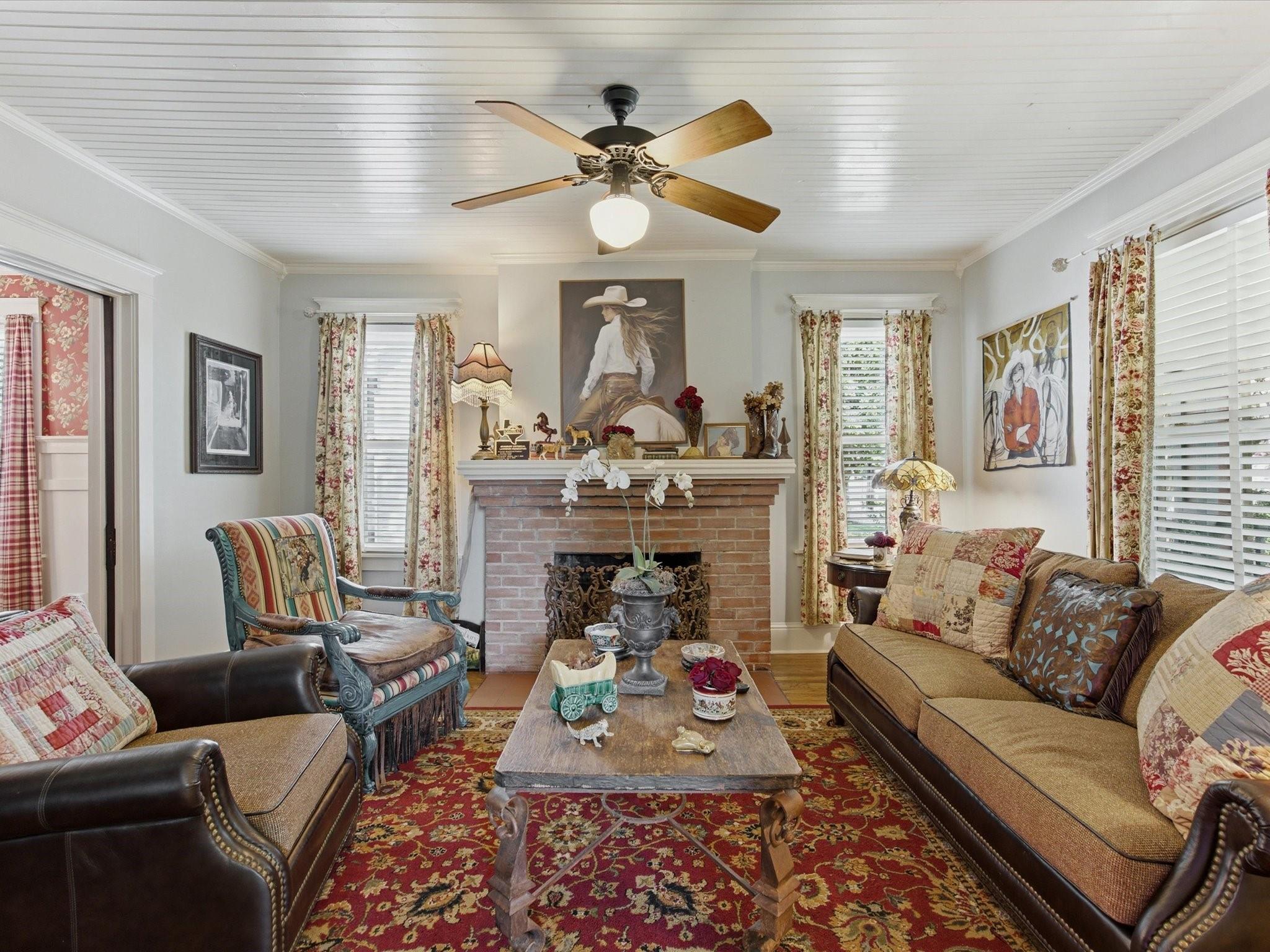 main property photo 12