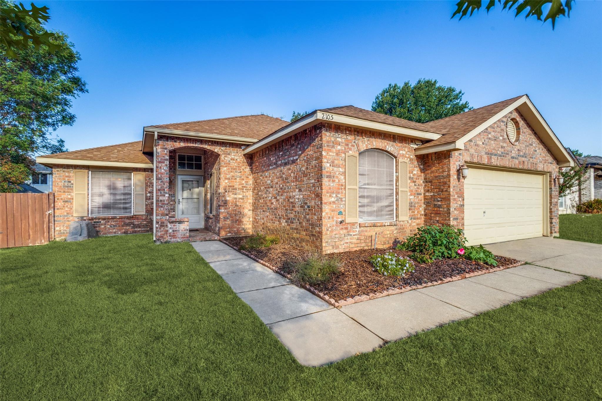 main property photo 25