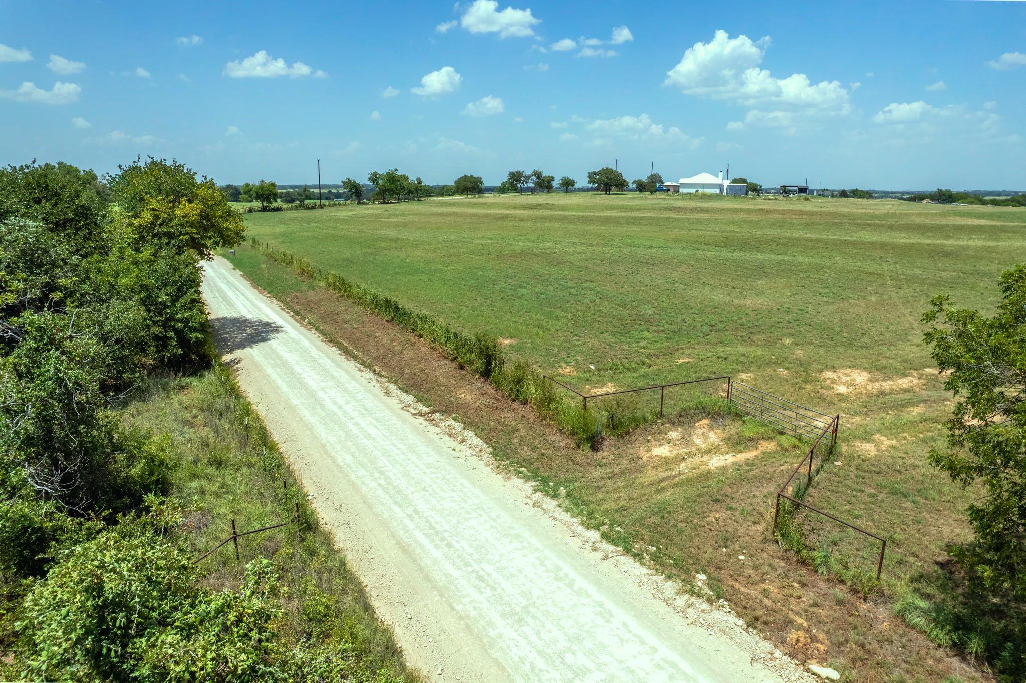 main property photo 17