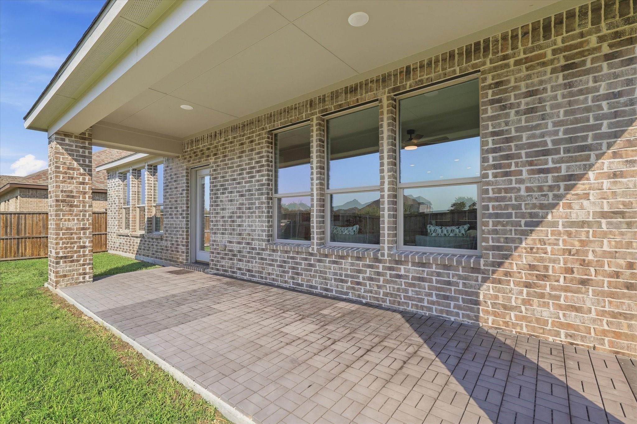 main property photo 31