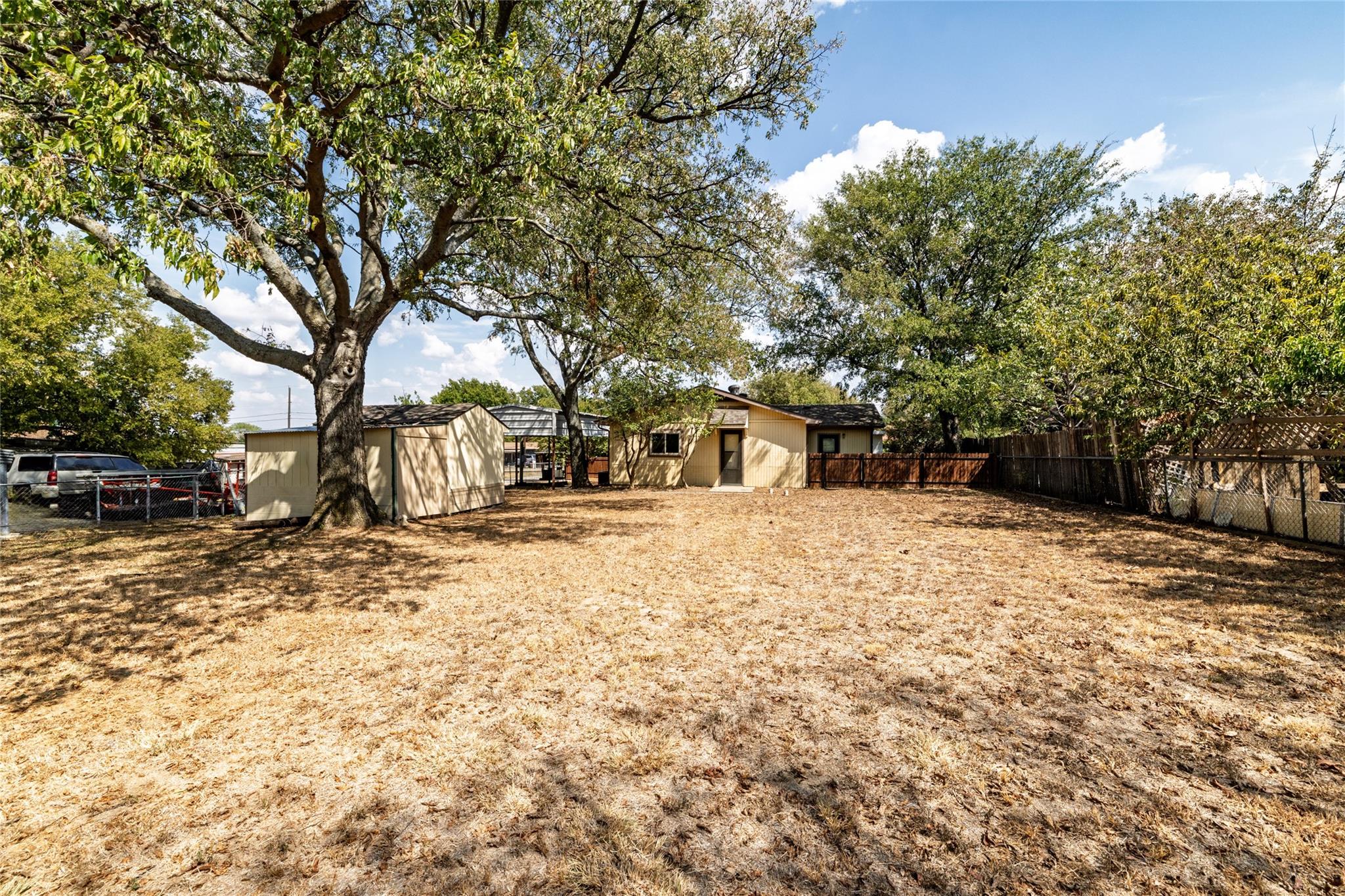 main property photo 39