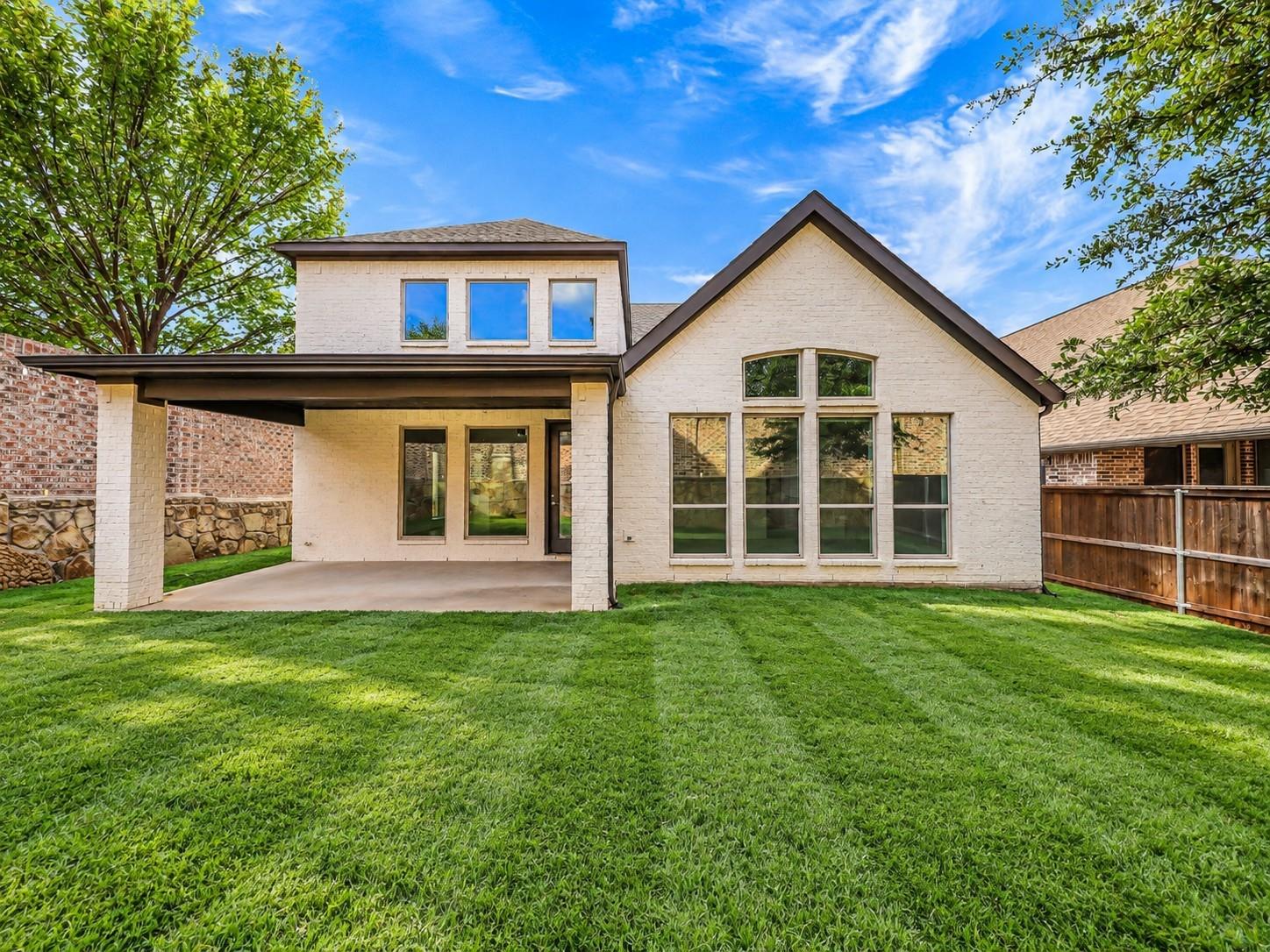 main property photo 37