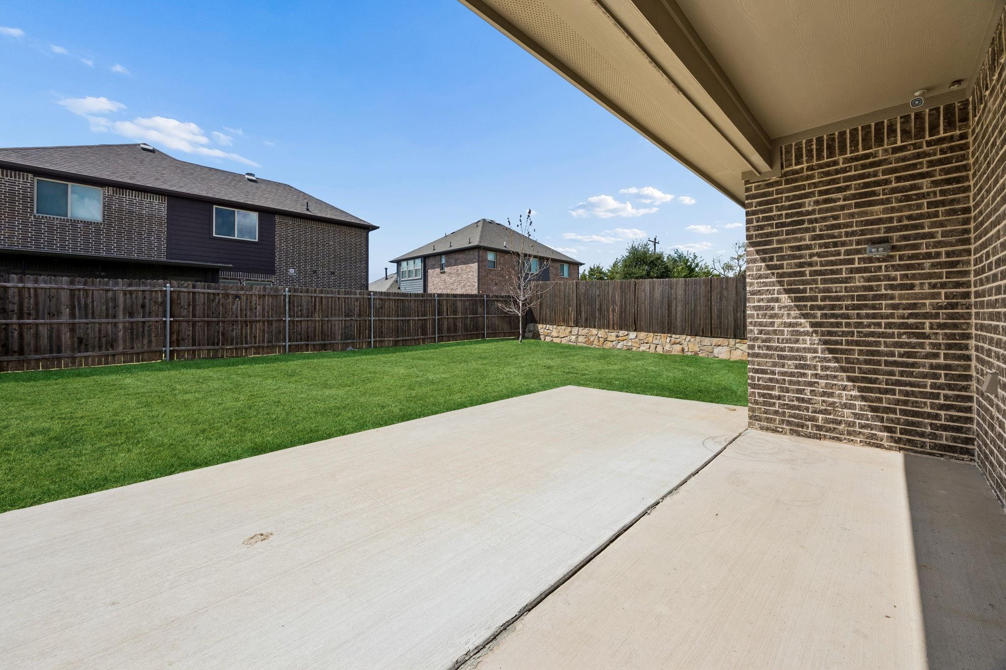 main property photo 35