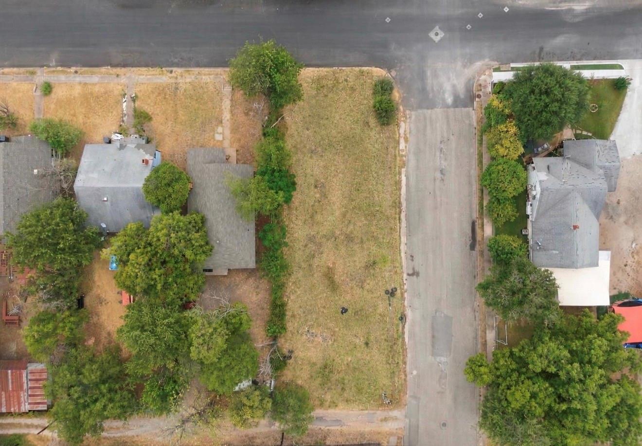 main property photo 1