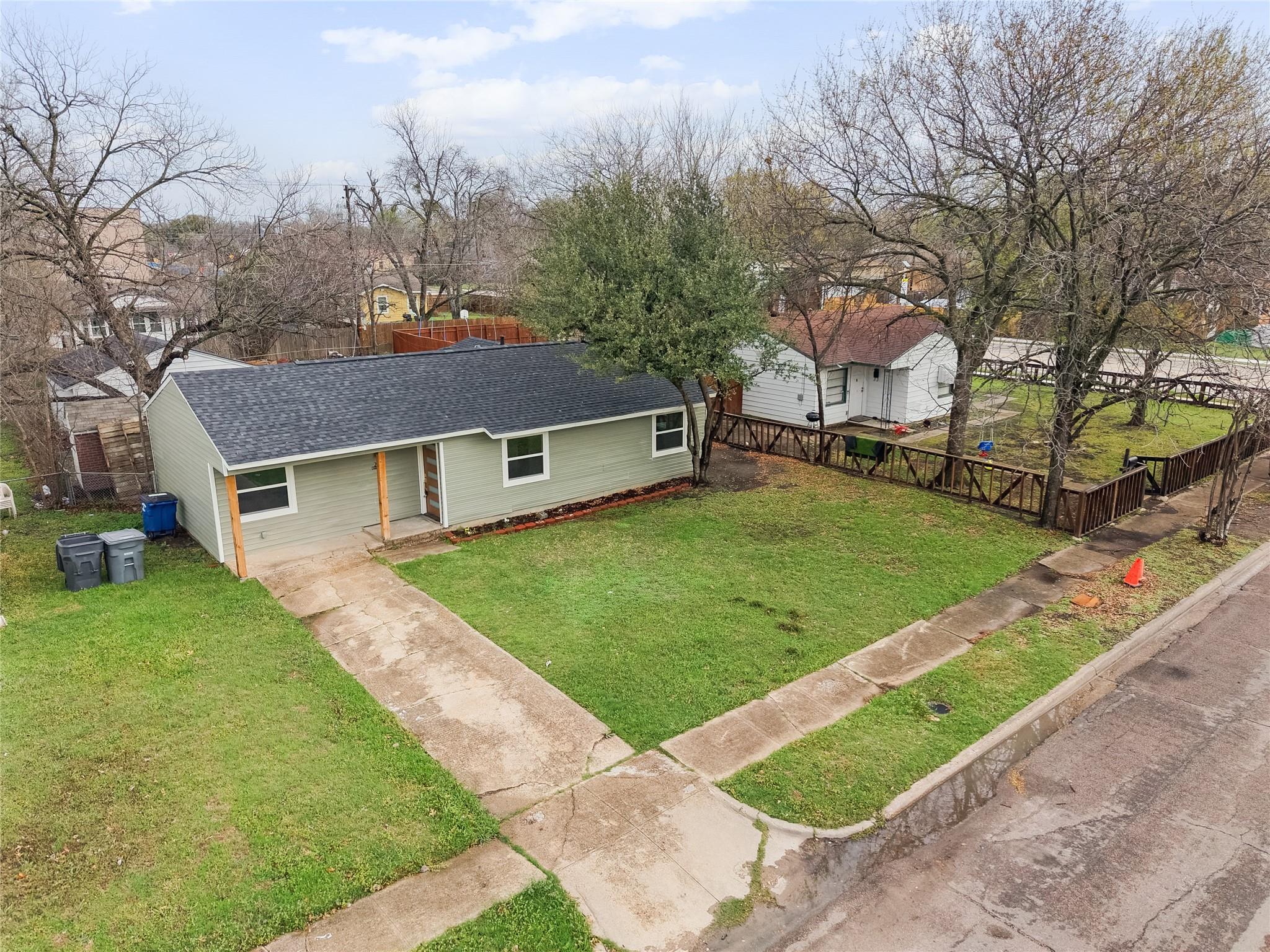 main property photo 27