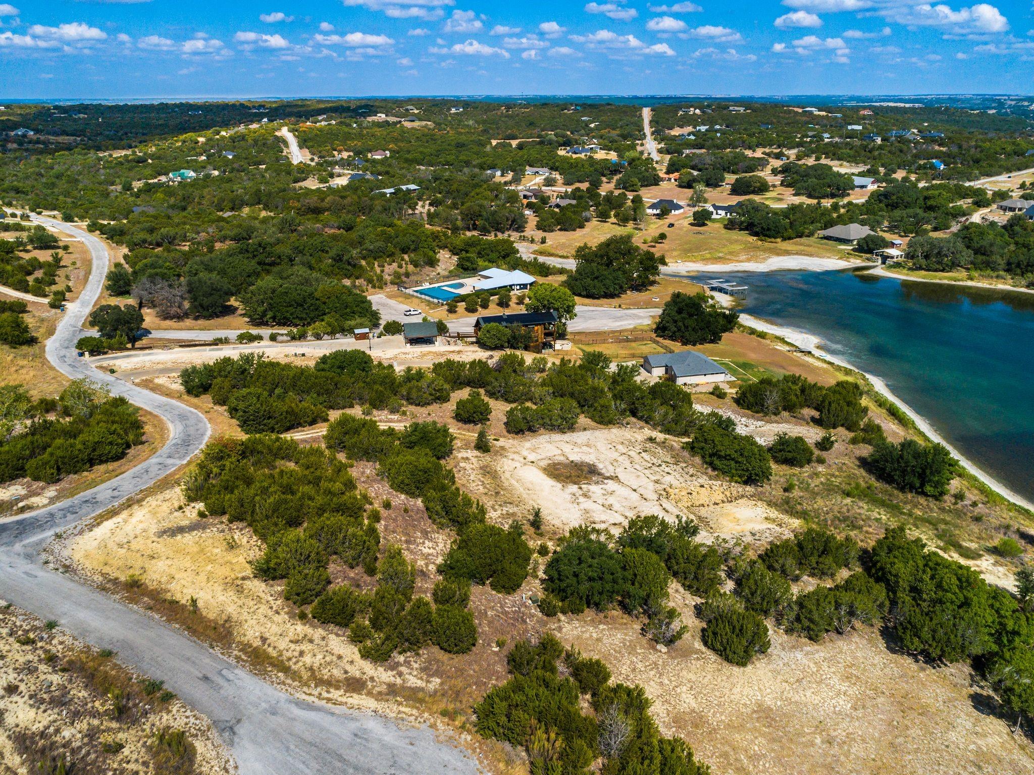 main property photo 19