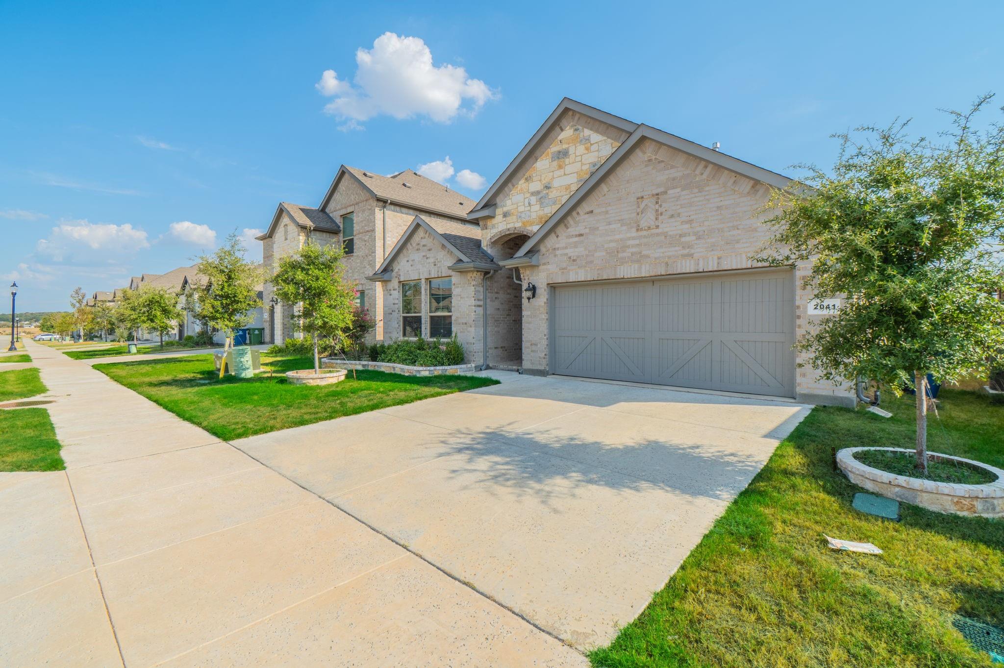 main property photo 20