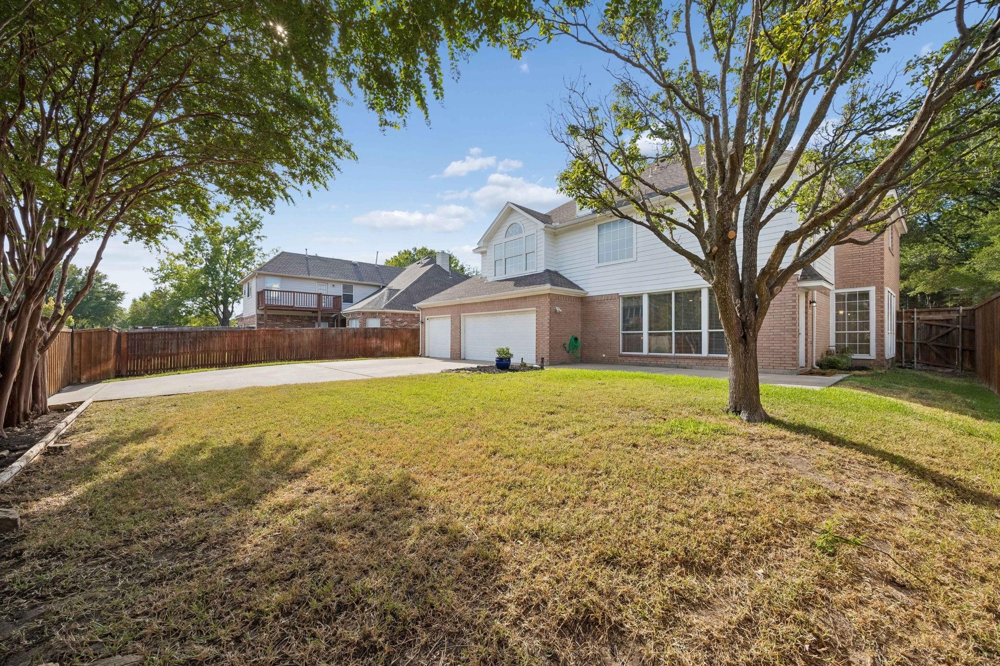 main property photo 24