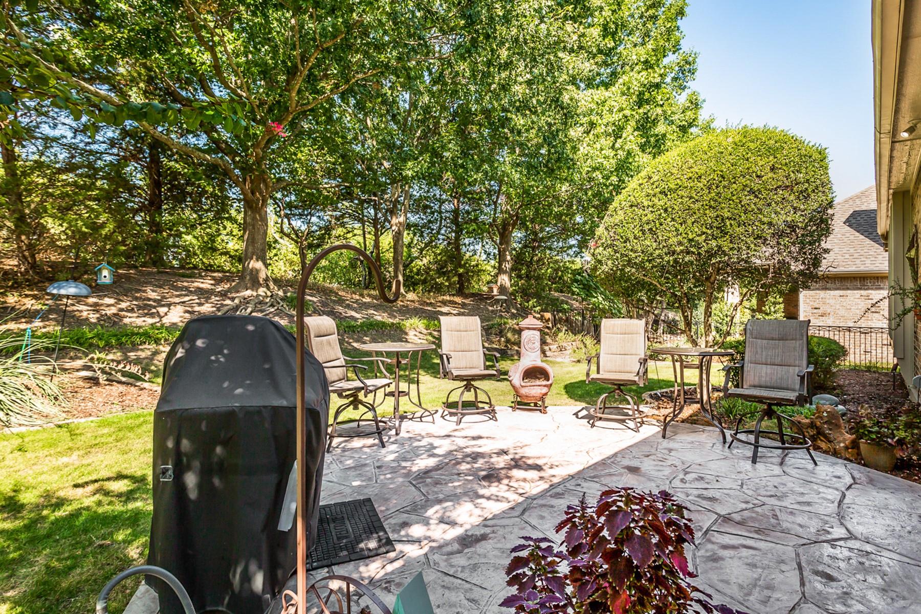 main property photo 32