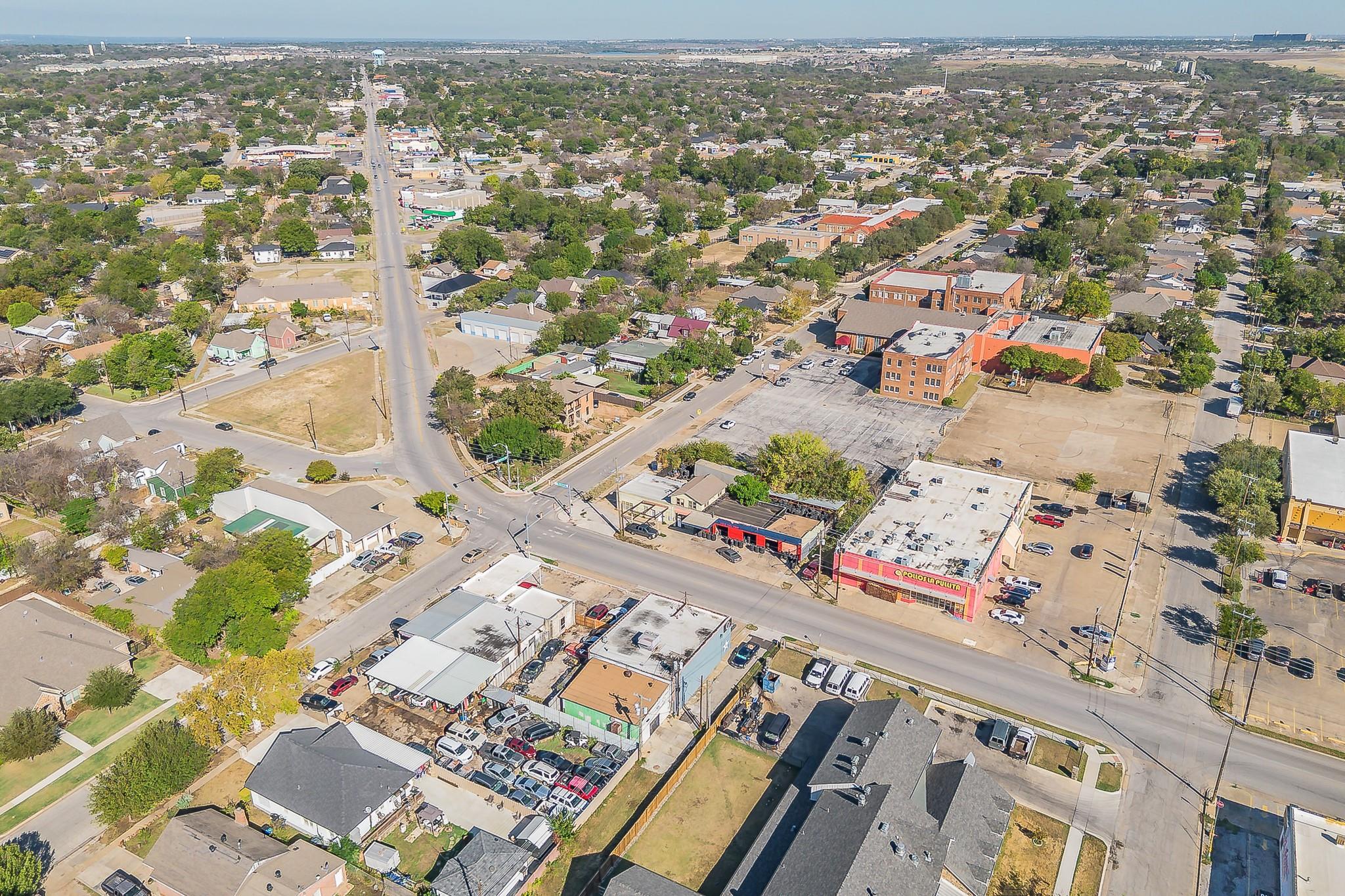 main property photo 31