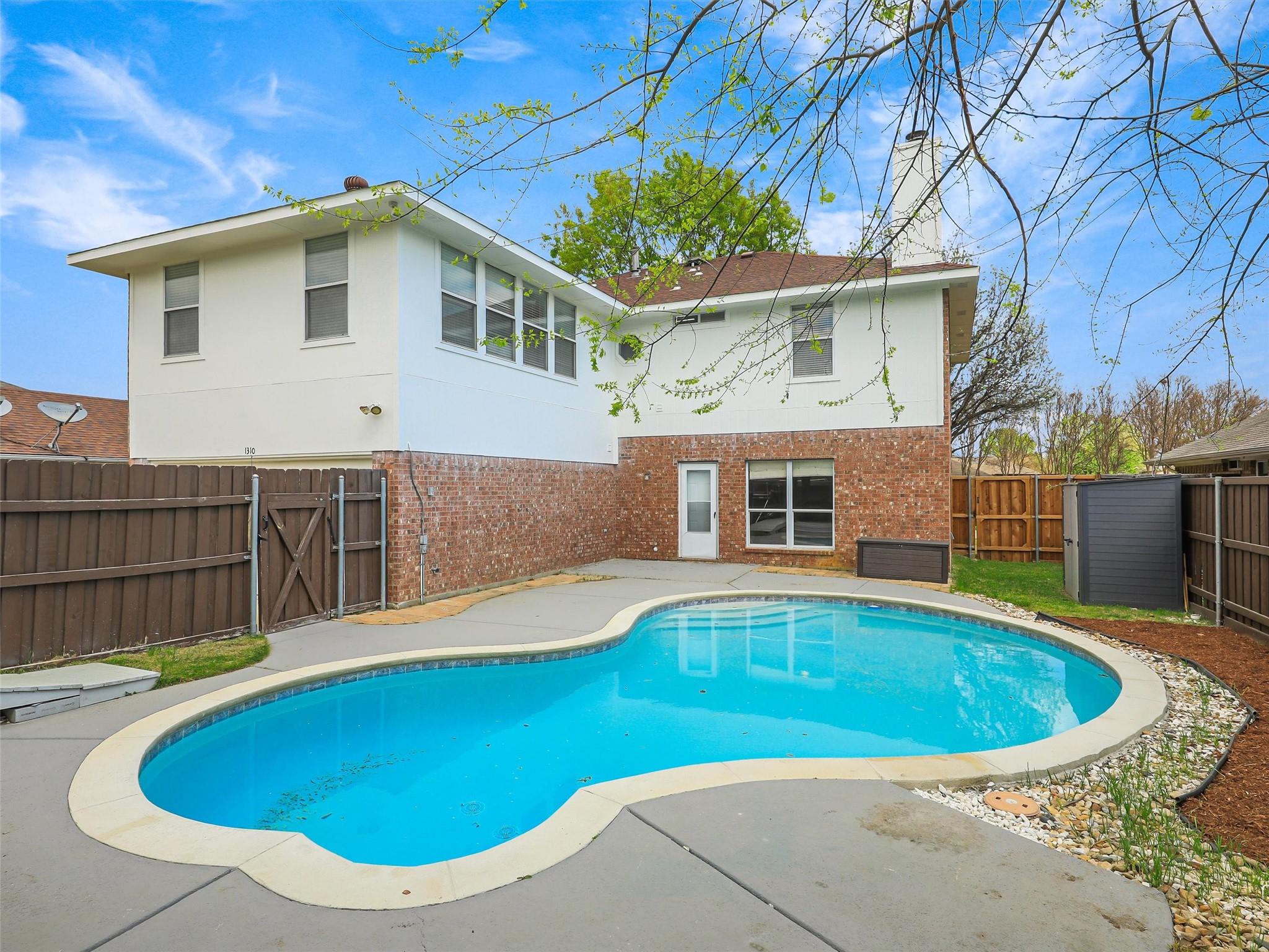 main property photo 2