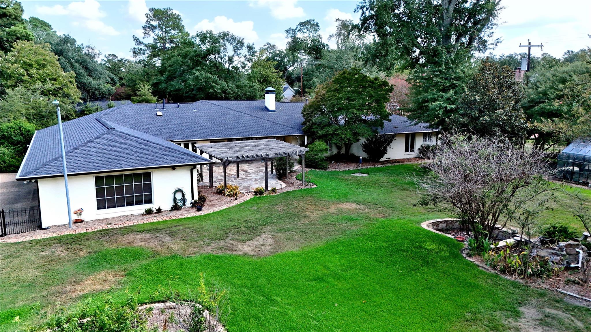 main property photo 38