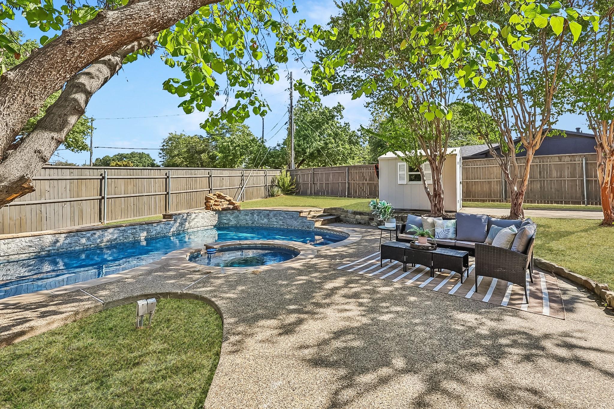 main property photo 35