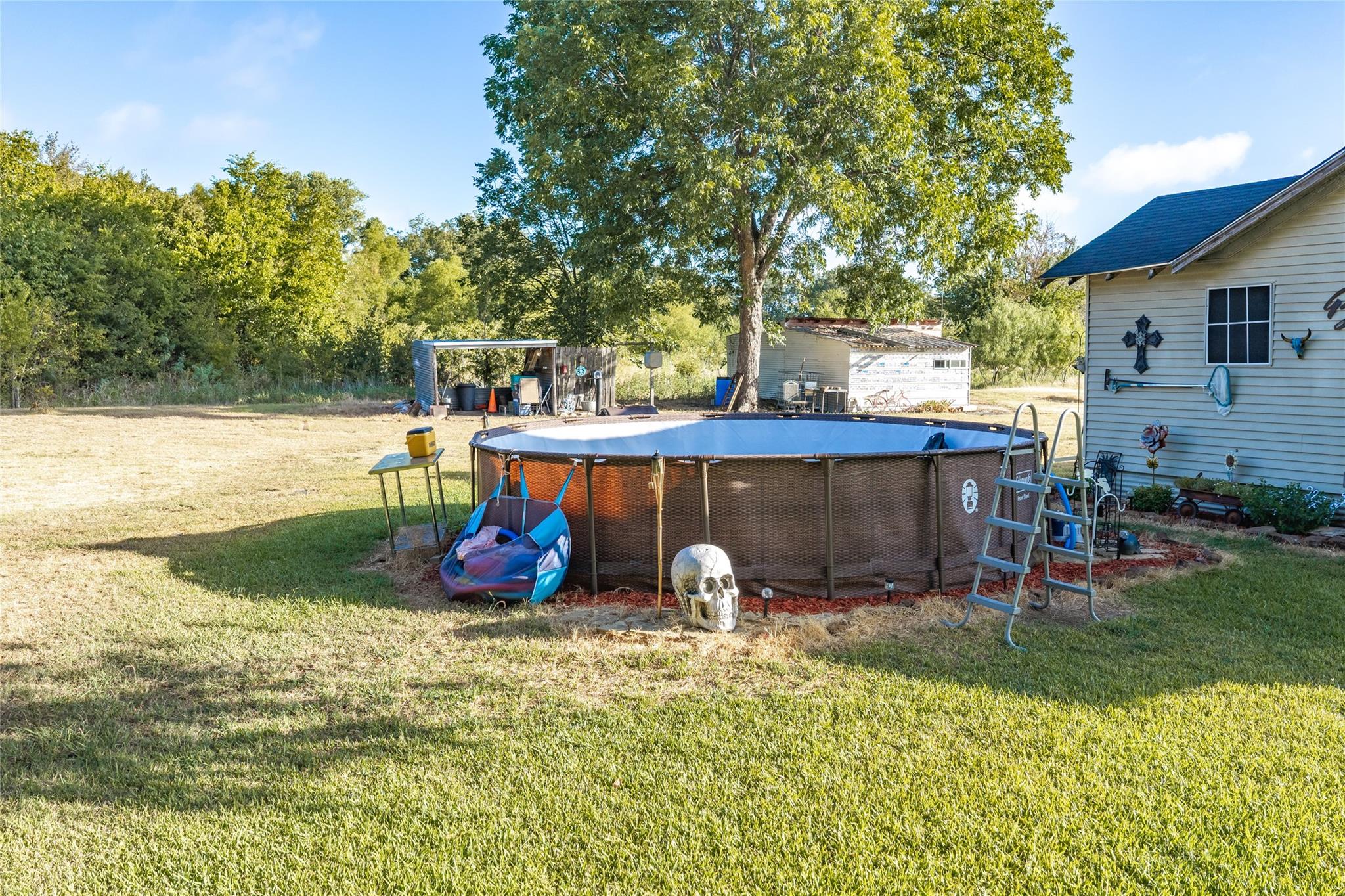 main property photo 33