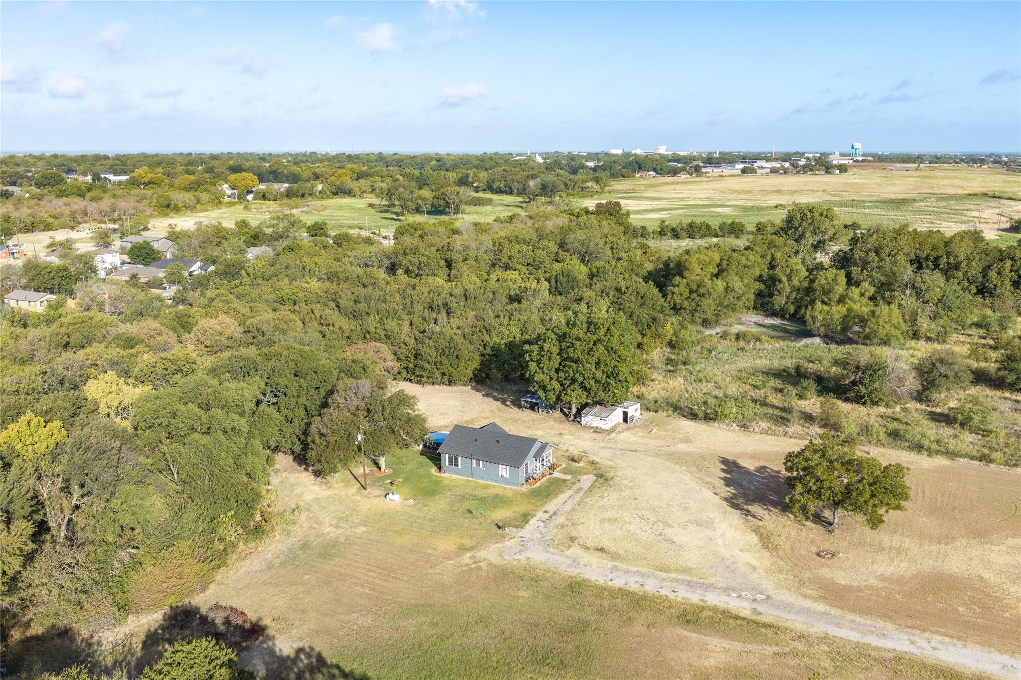 main property photo 5