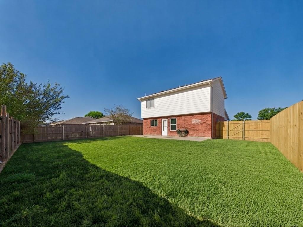 main property photo 26