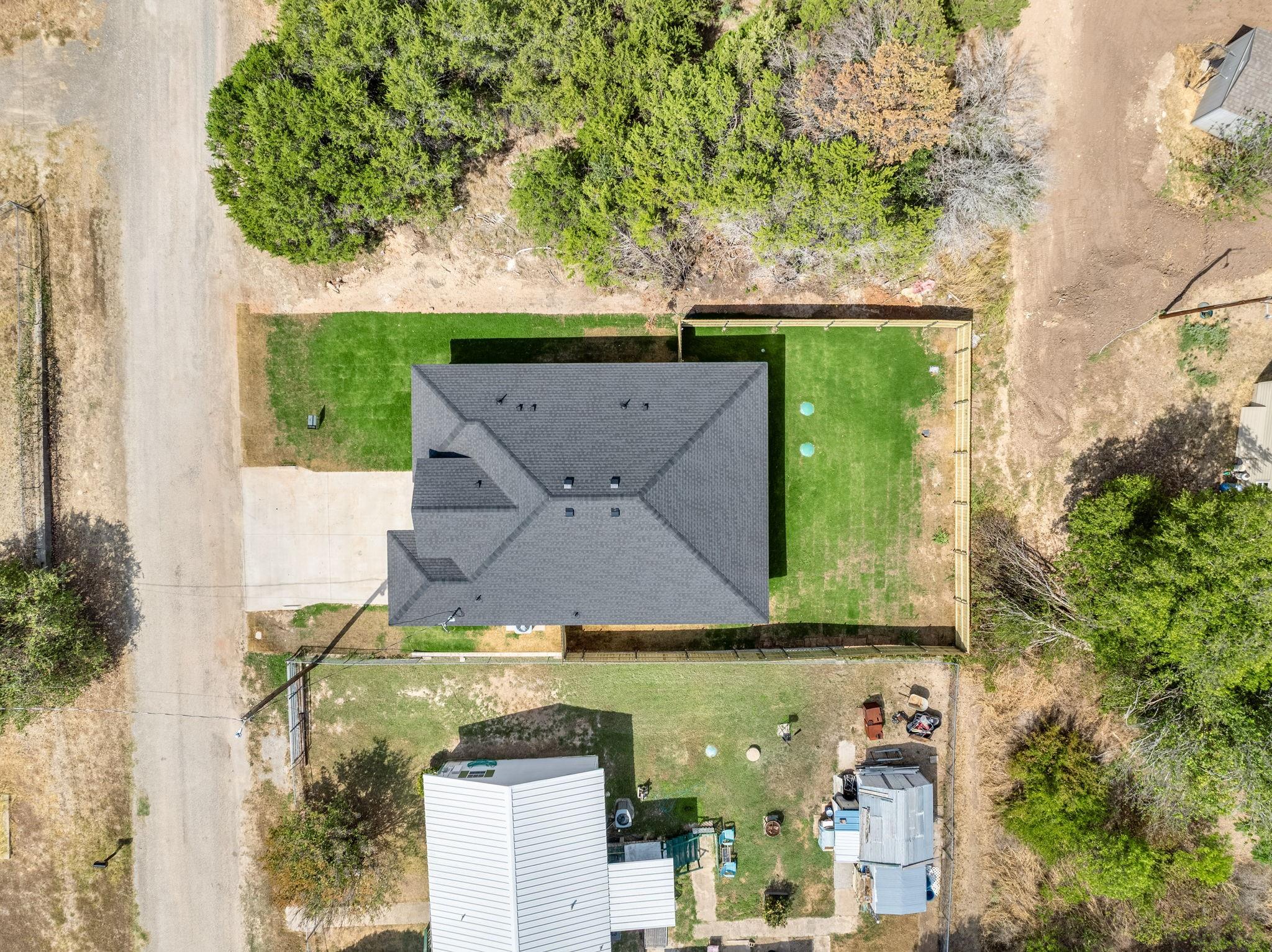 main property photo 33