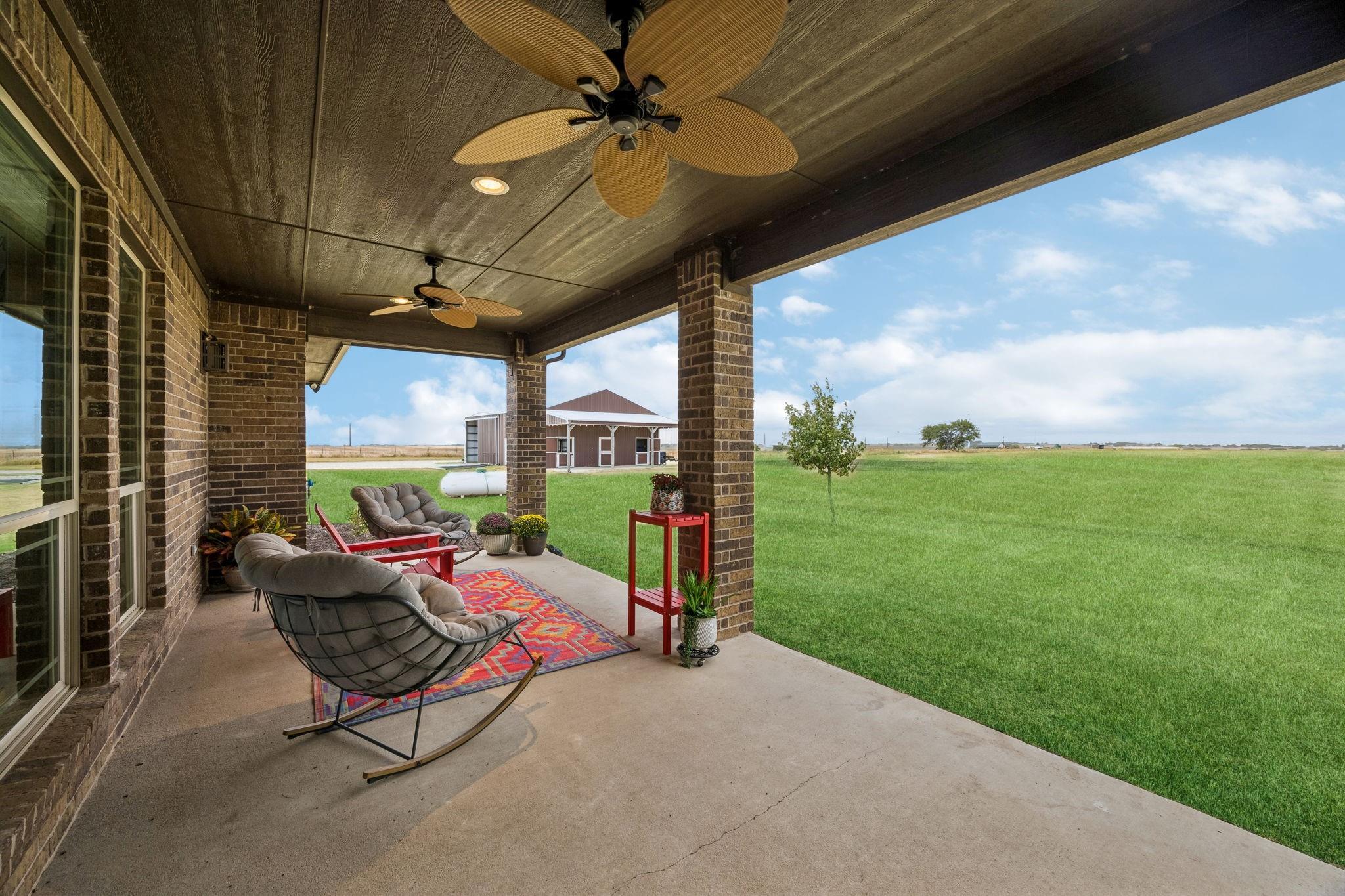 main property photo 27