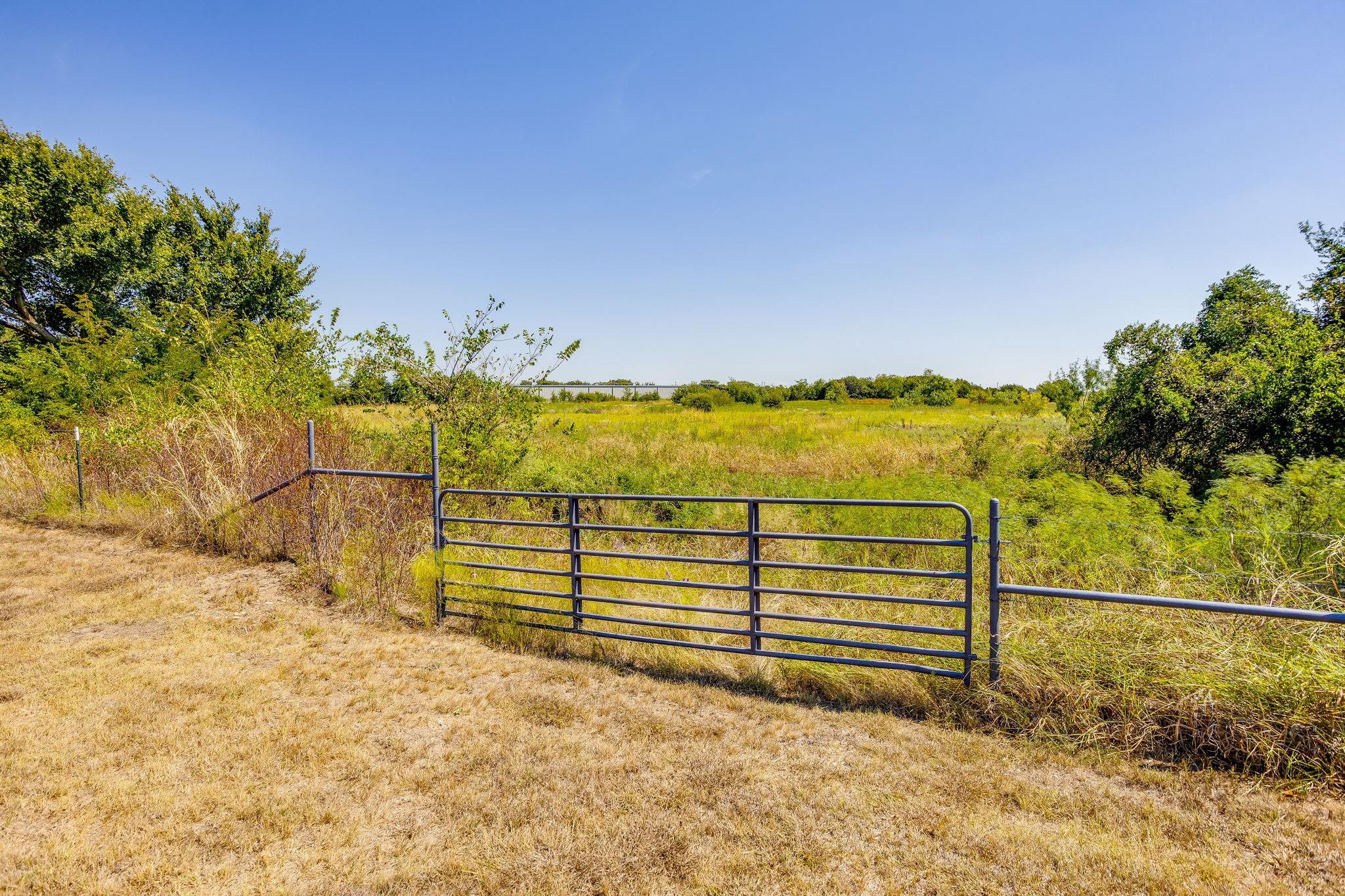 main property photo 36
