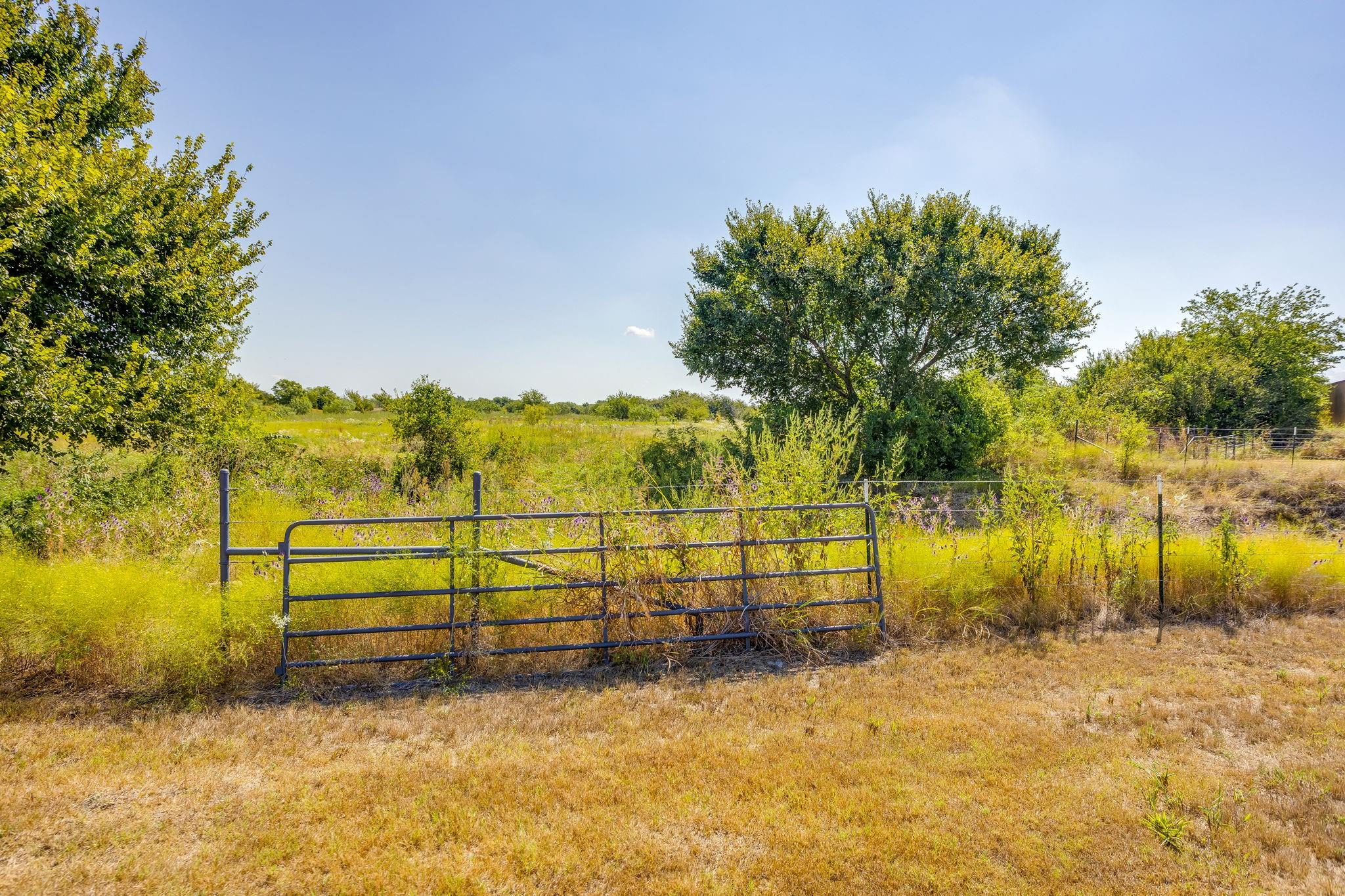 main property photo 37