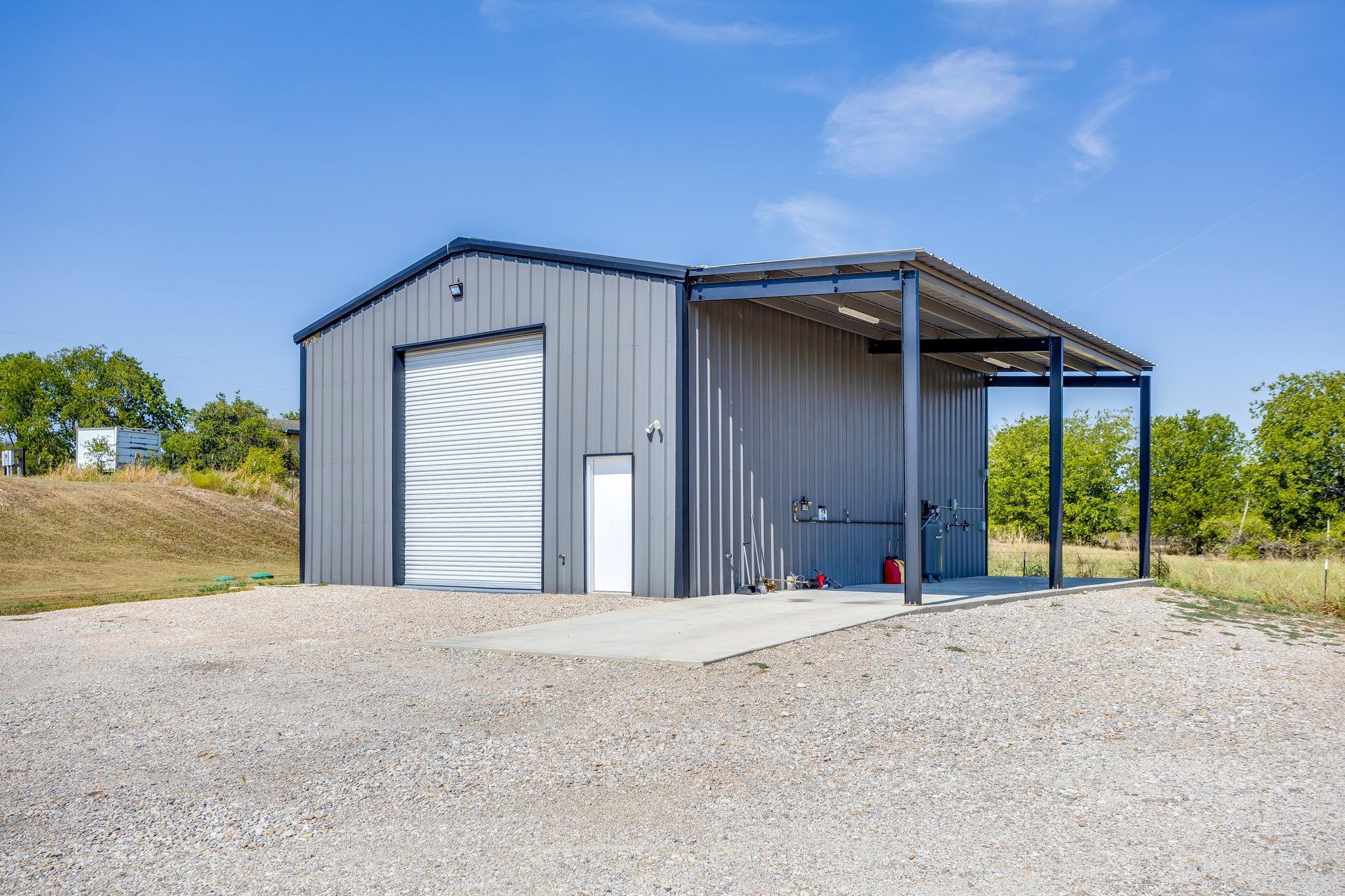 main property photo 5