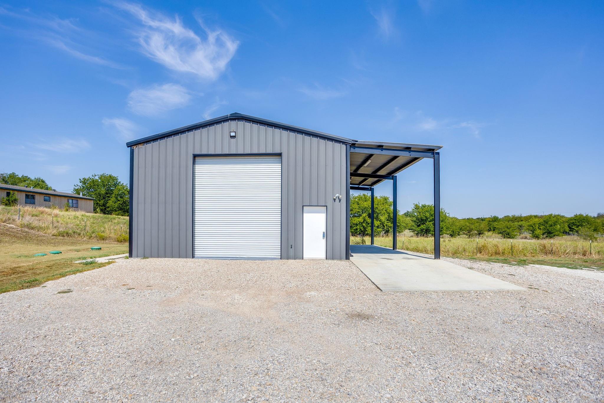 main property photo 6