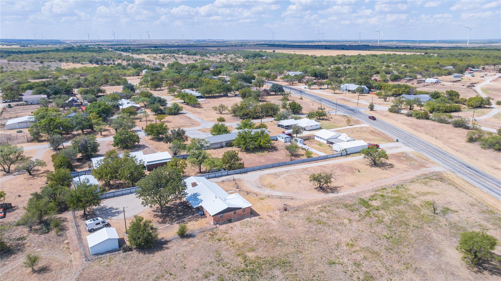 main property photo 34