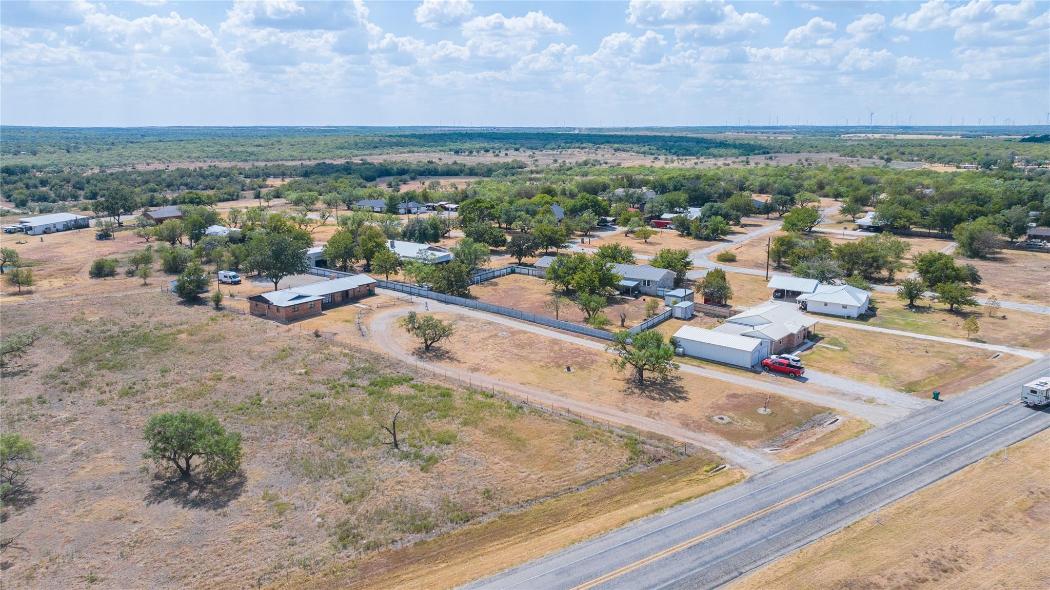 main property photo 37