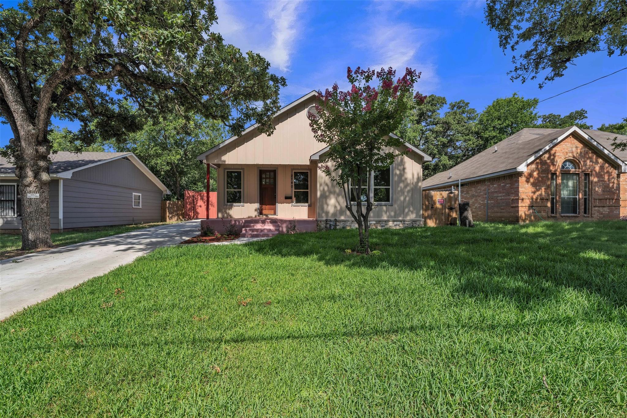 main property photo 2