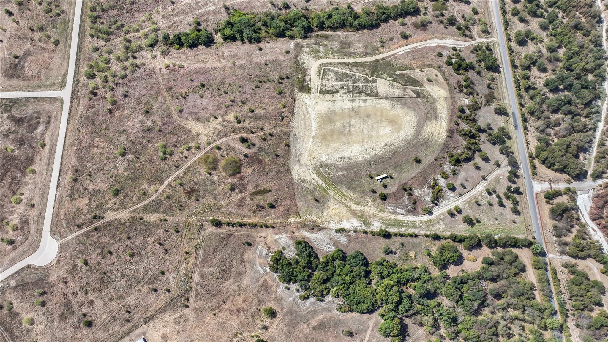 main property photo 13