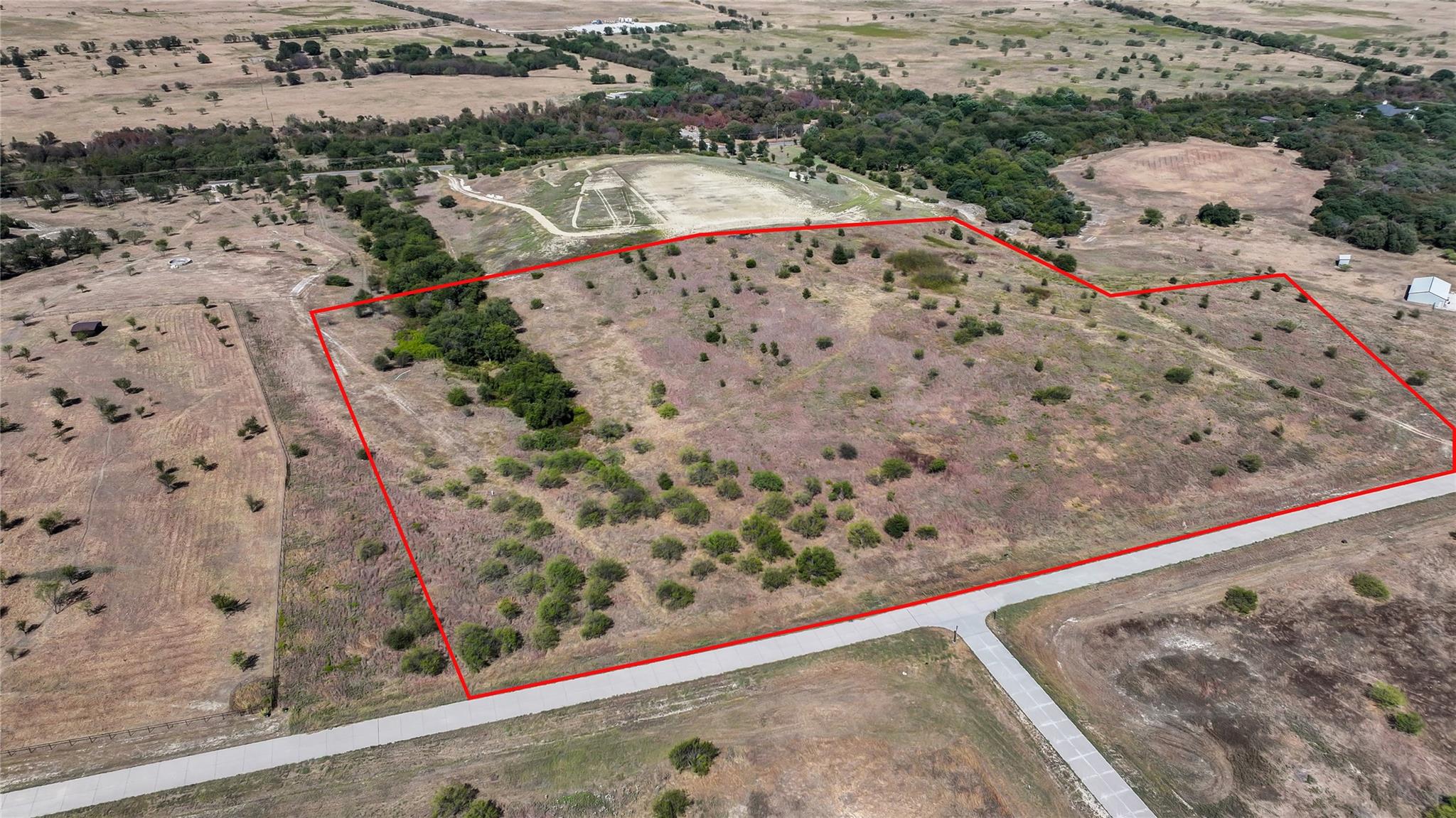 main property photo 4