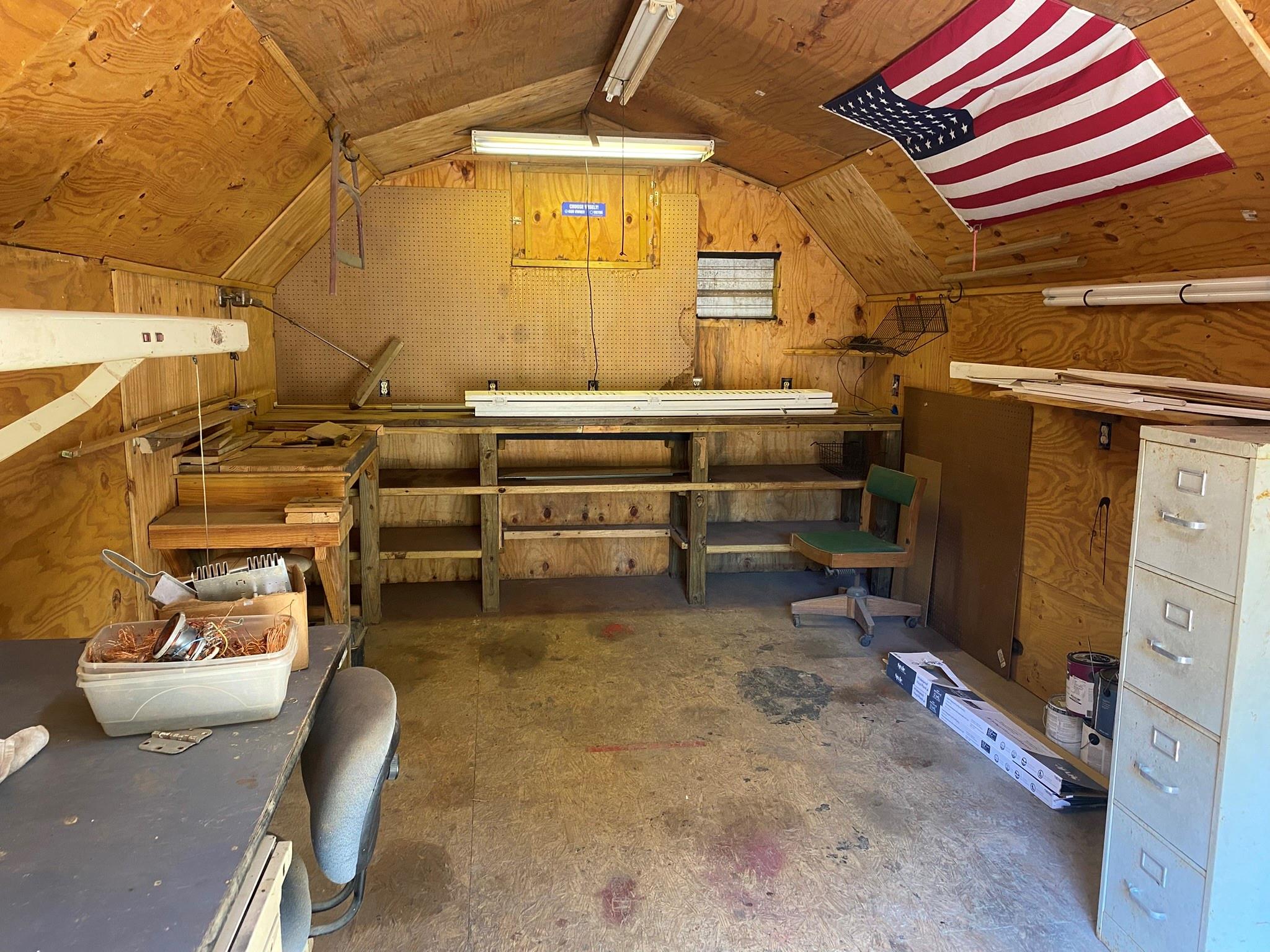 main property photo 28