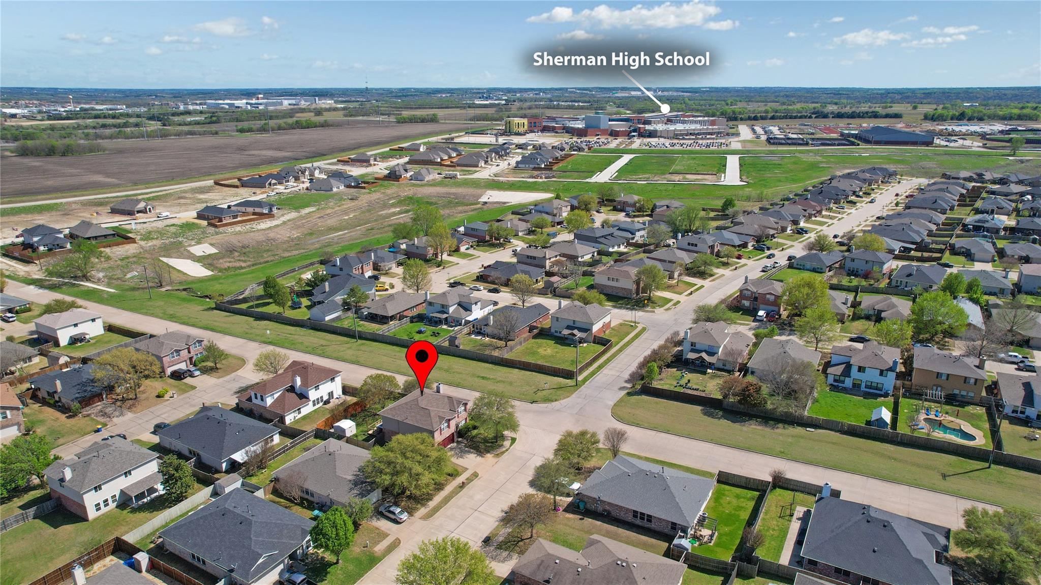 main property photo 32