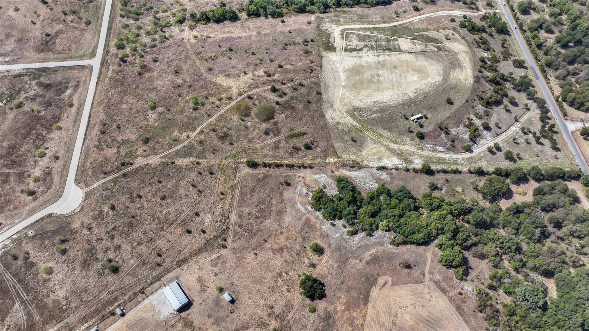 main property photo 9