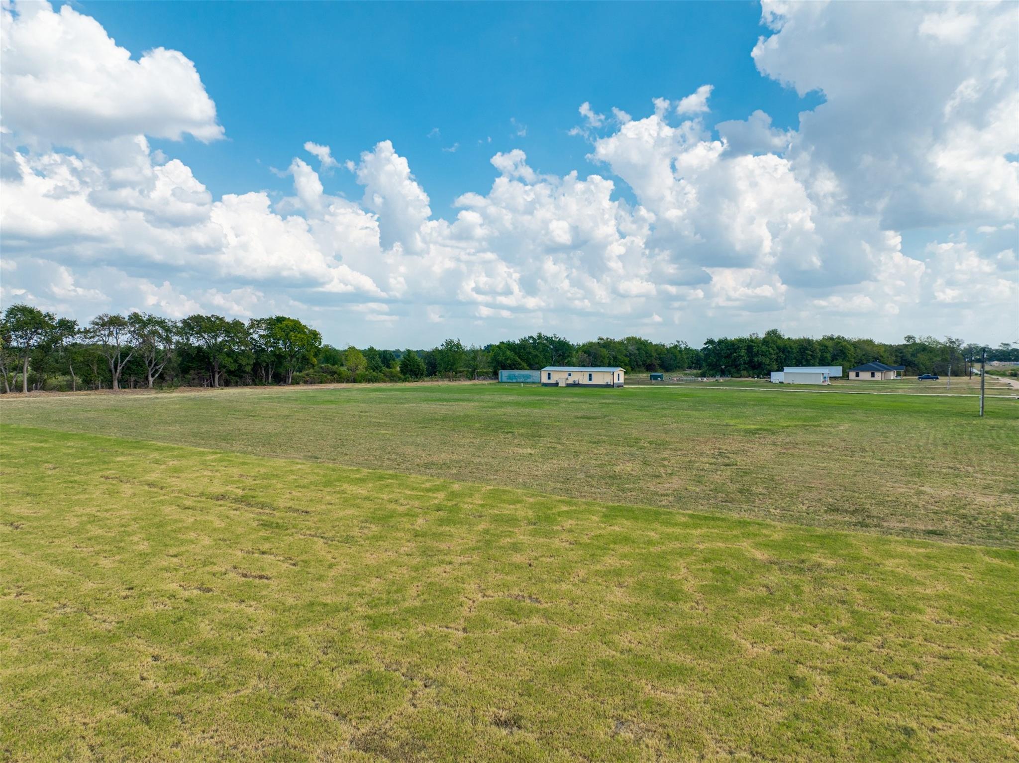 main property photo 18