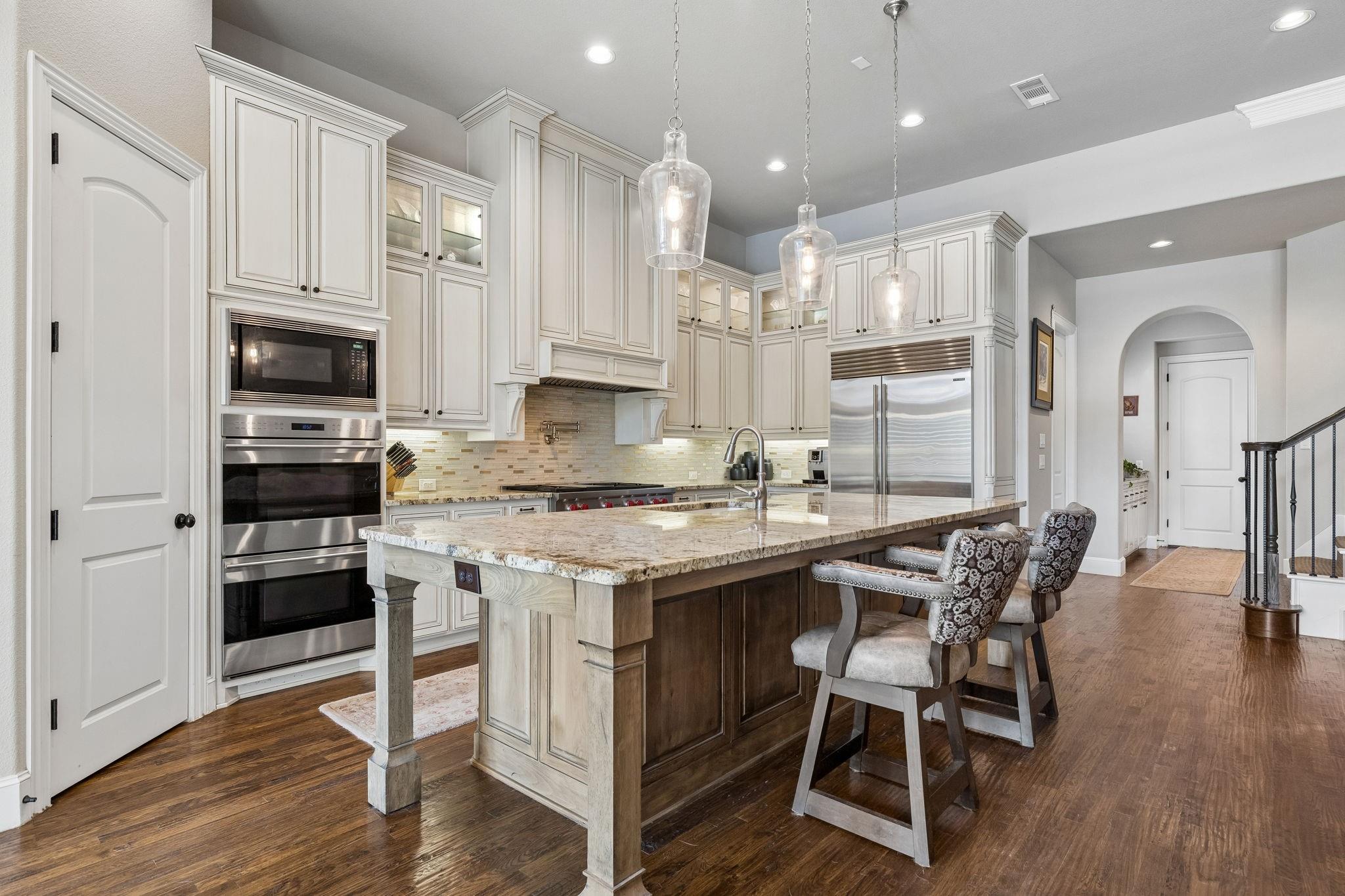 main property photo 3