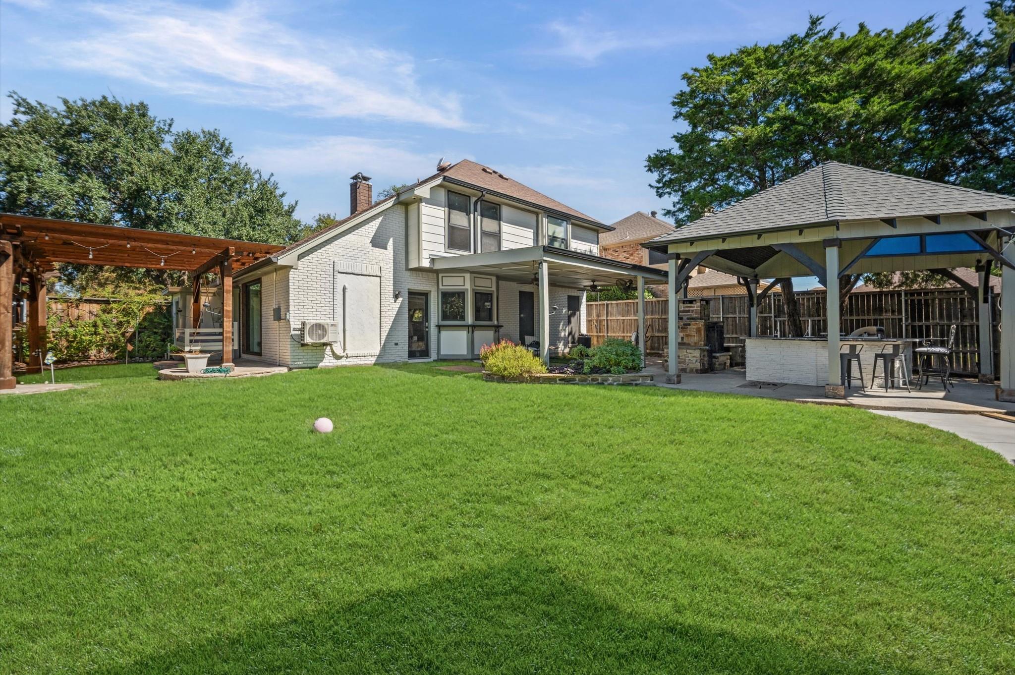 main property photo 24