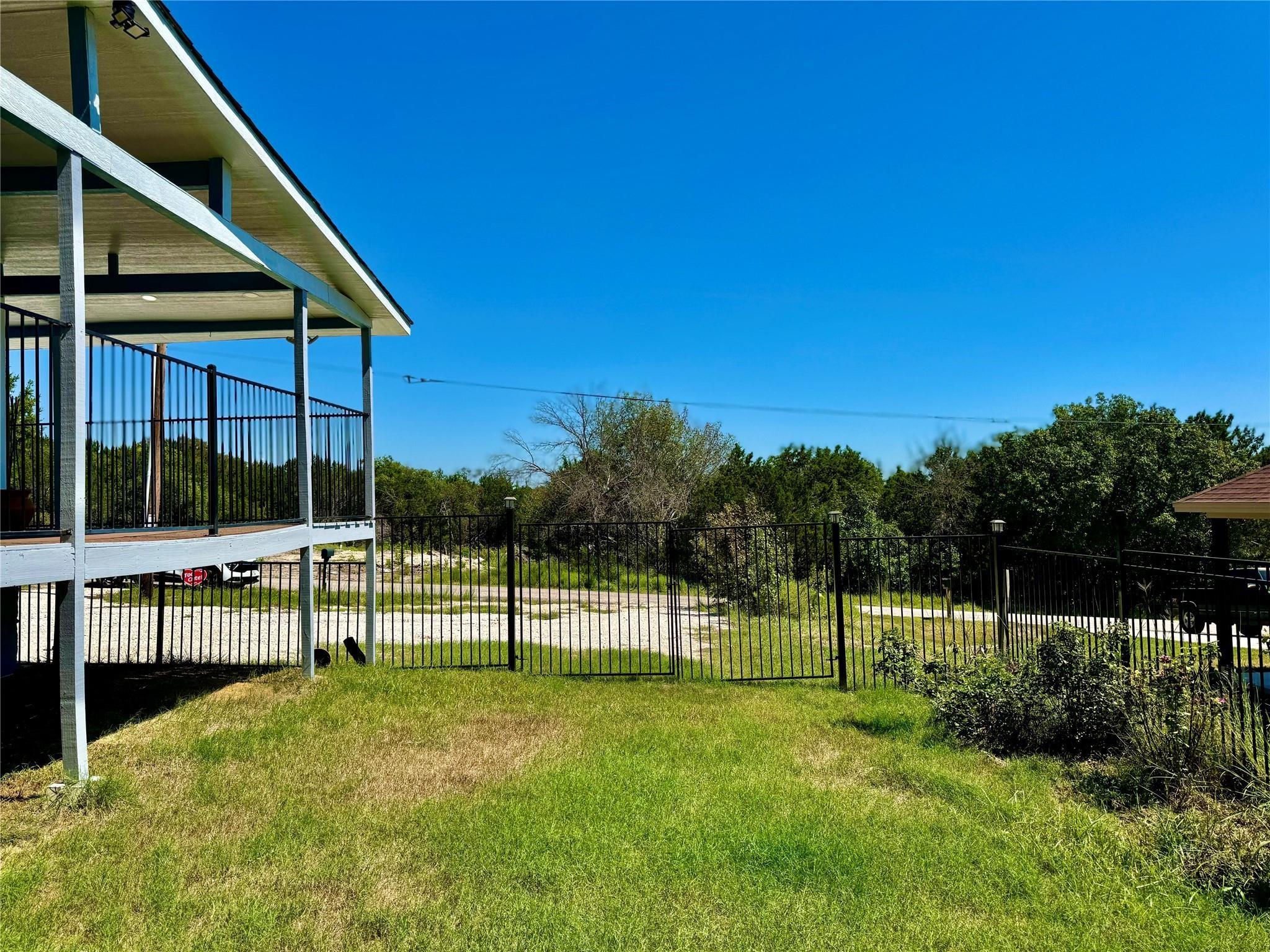 main property photo 32