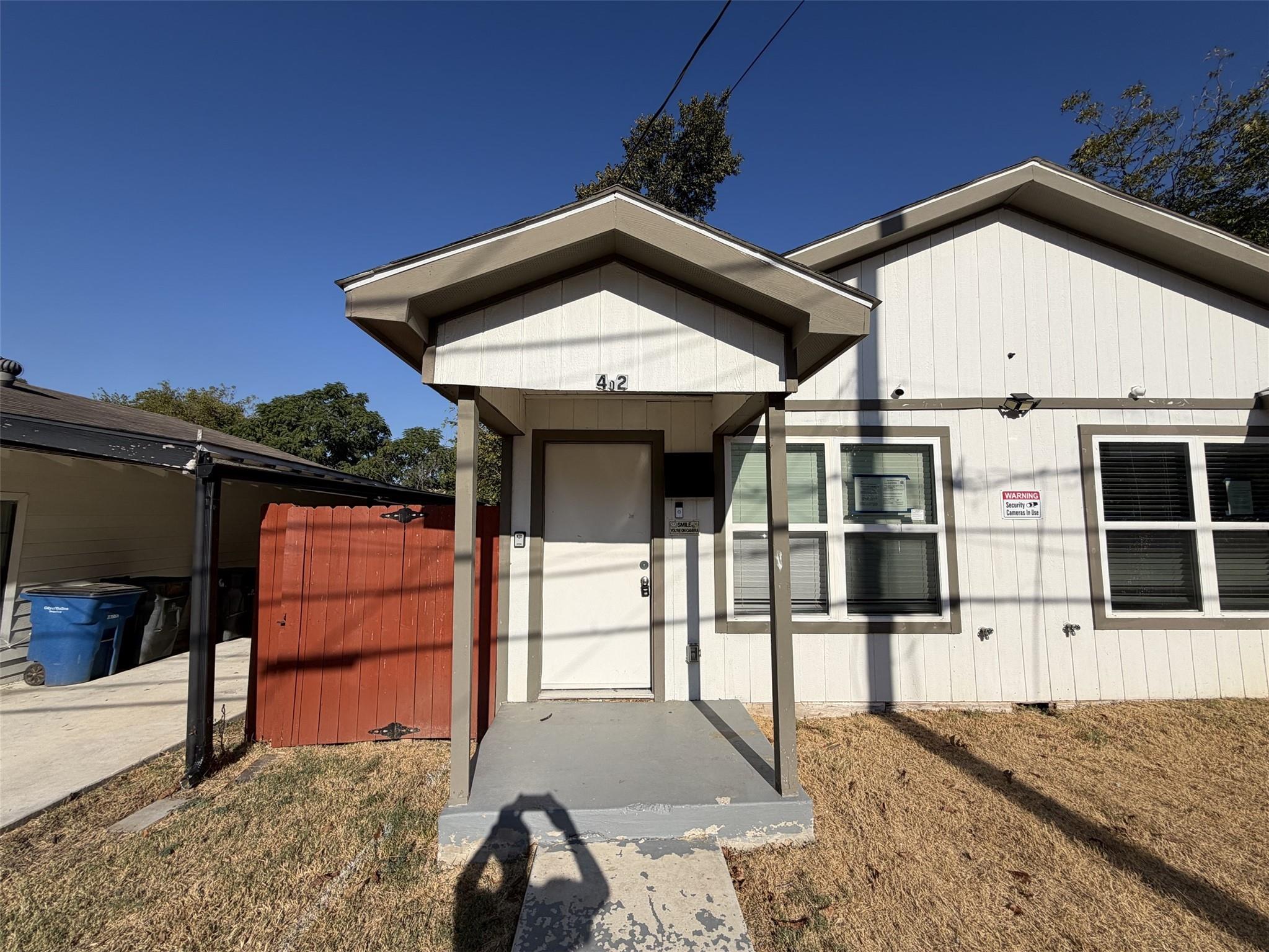 main property photo 16