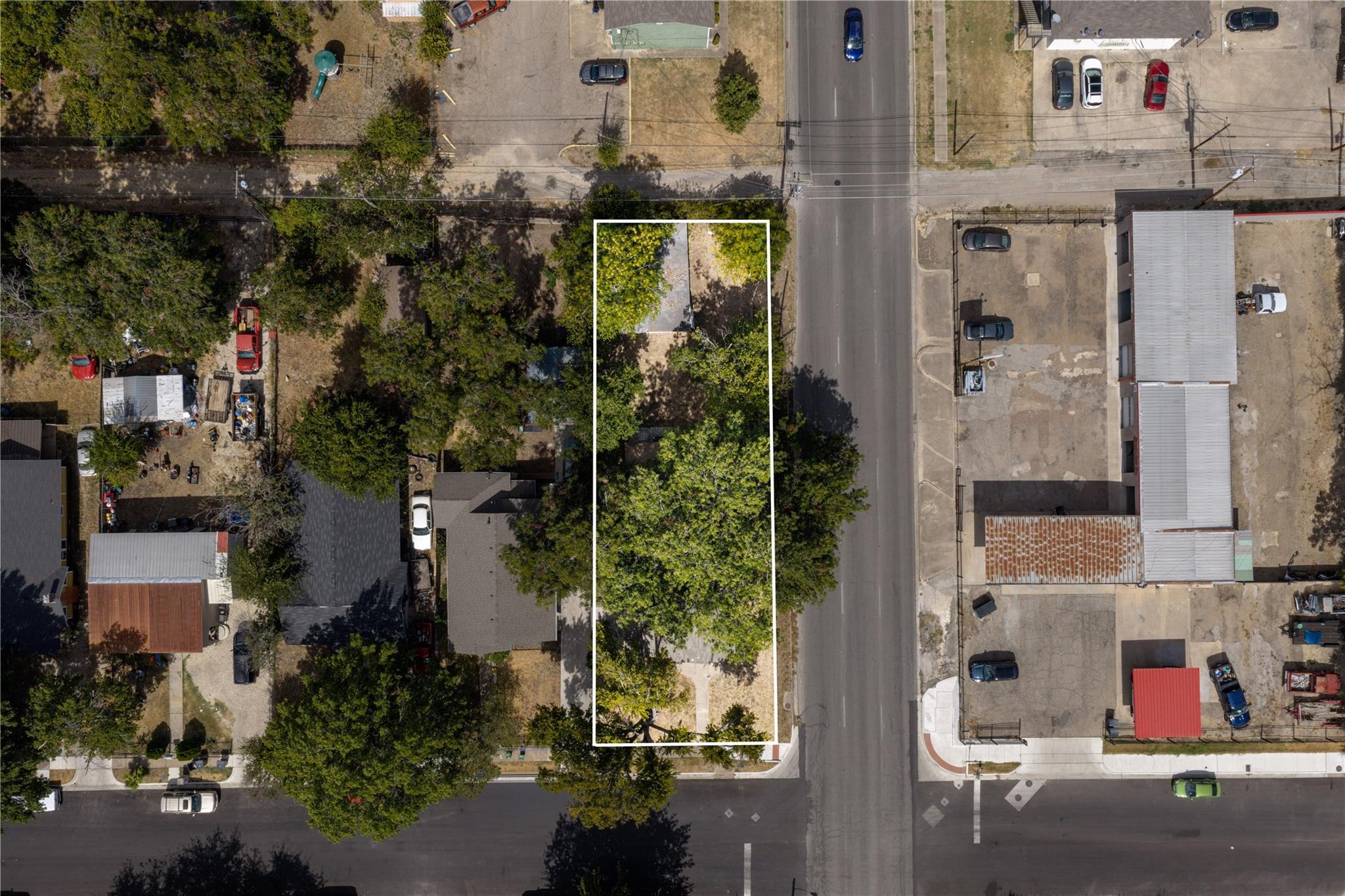 main property photo 34